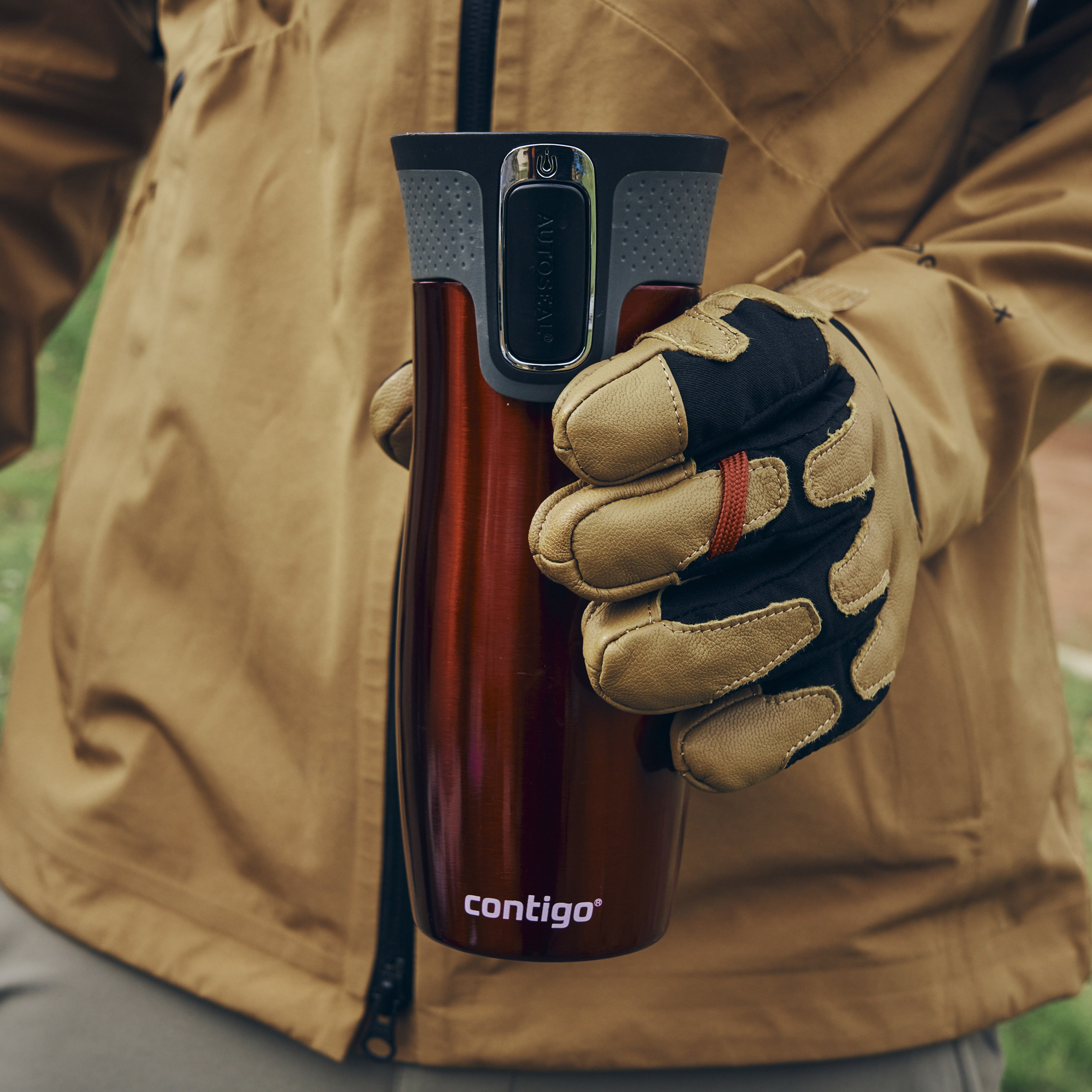 Contigo Plain Stainless Steel Travel Mug with Autoseal Spout and Leak Resistant Design - 470 ml-school-waterbottles-image-8