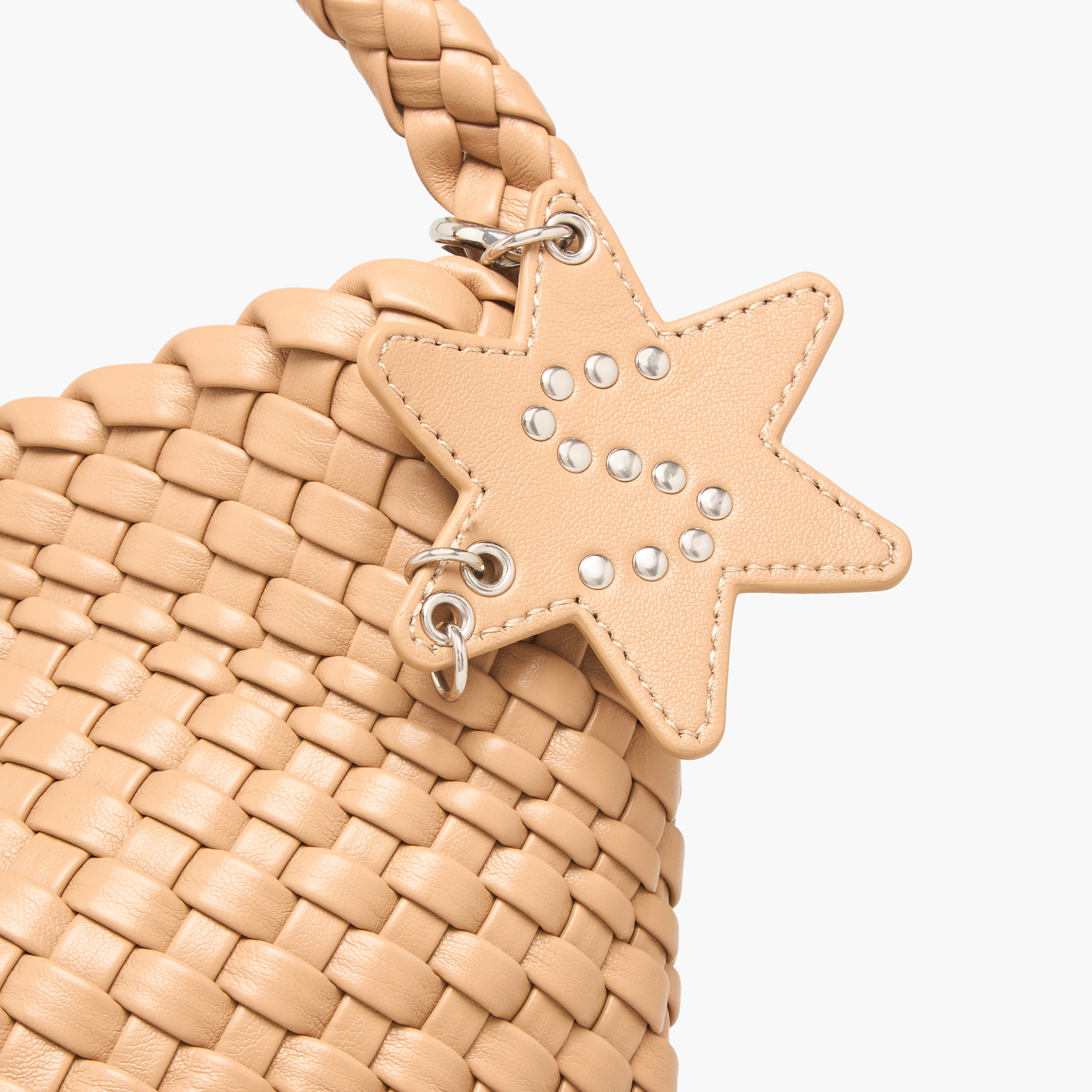 شنطة هوبو مسنوجة بدلاية نجمة من كريسبيلا-women-bagsandwallets-handbags-image-5
