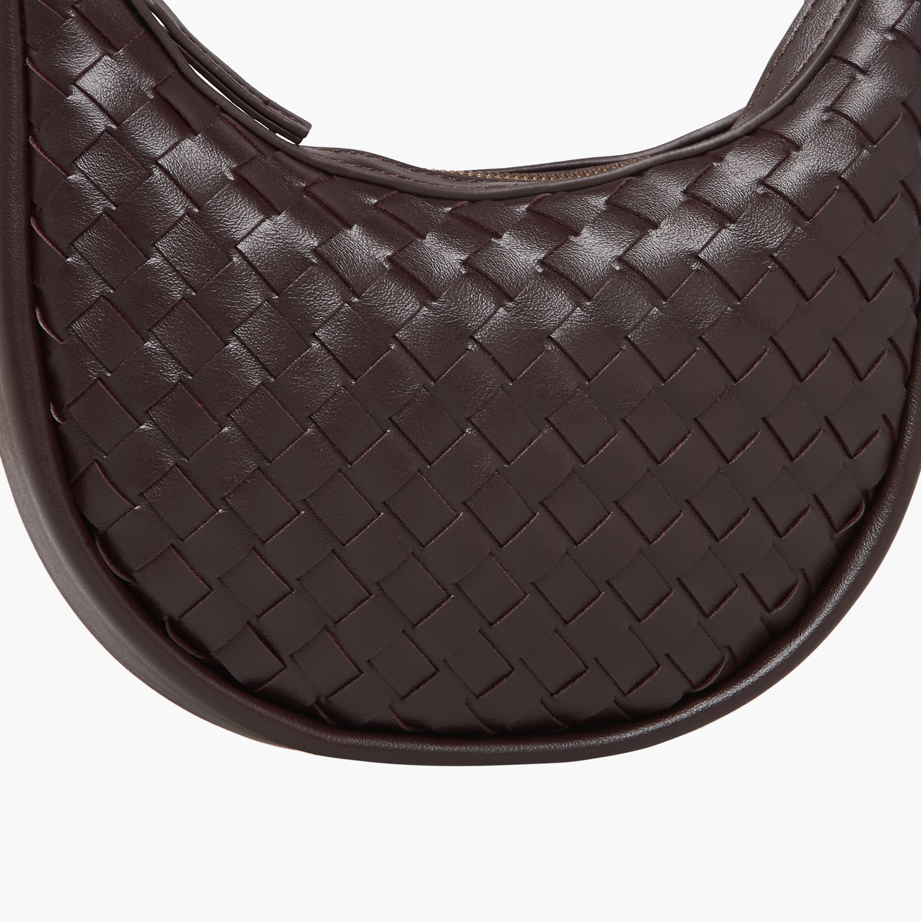 شنطة كتف منسوجة بمقابض مجدولة من كريسبيلا-women-bagsandwallets-handbags-image-22