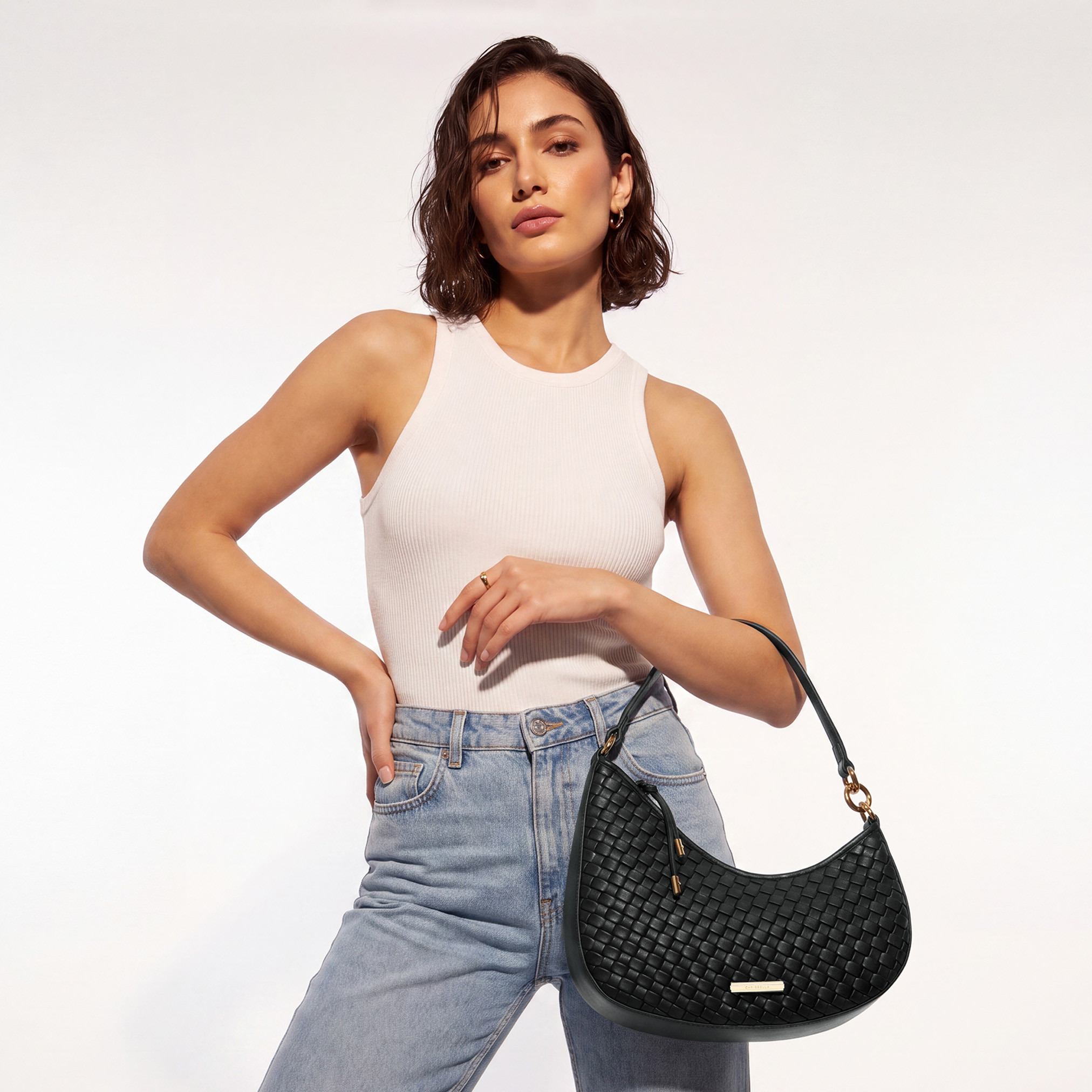 شنطة باجيت بارزة الملمس مع شنطة صغيرة من كريسبيلا-women-bagsandwallets-handbags-image-2