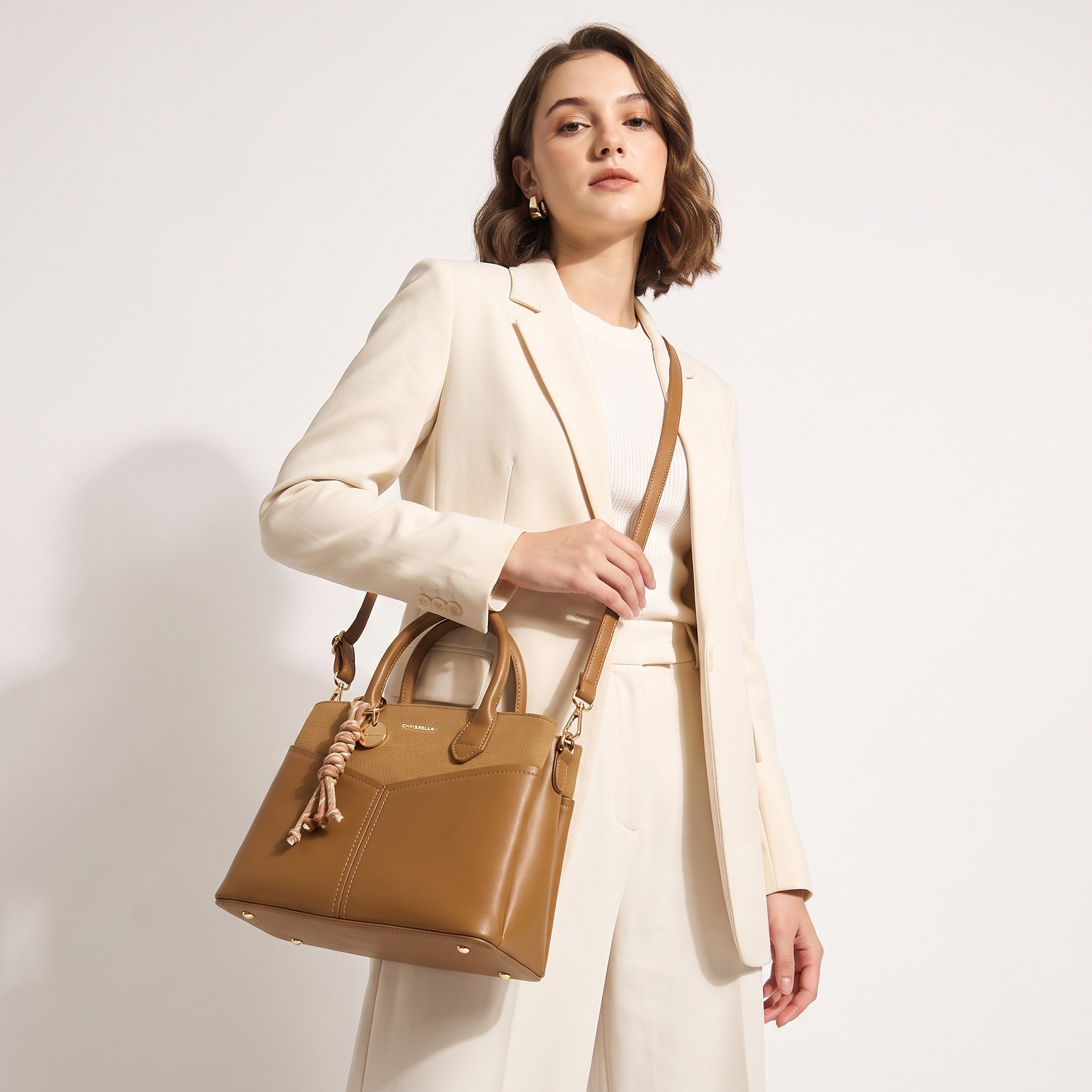 شنطة توتي بارزة الملمس مع محفظة من كريسبيلا-women-bagsandwallets-handbags-image-12