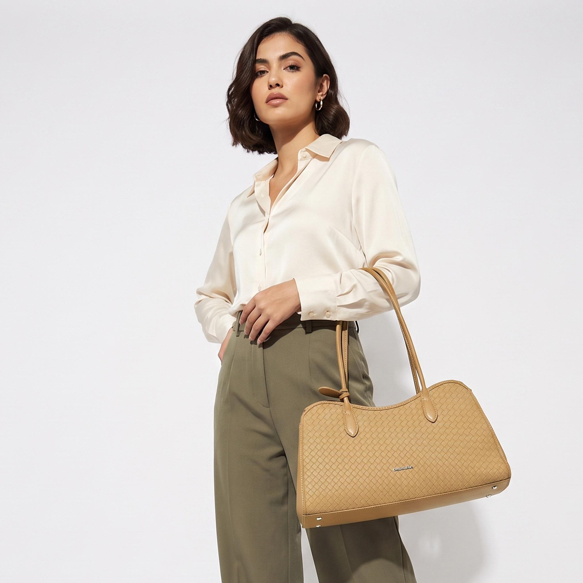 شنطة توتي بارزة الملمس مع محفظة من كريسبيلا-women-bagsandwallets-handbags-image-2