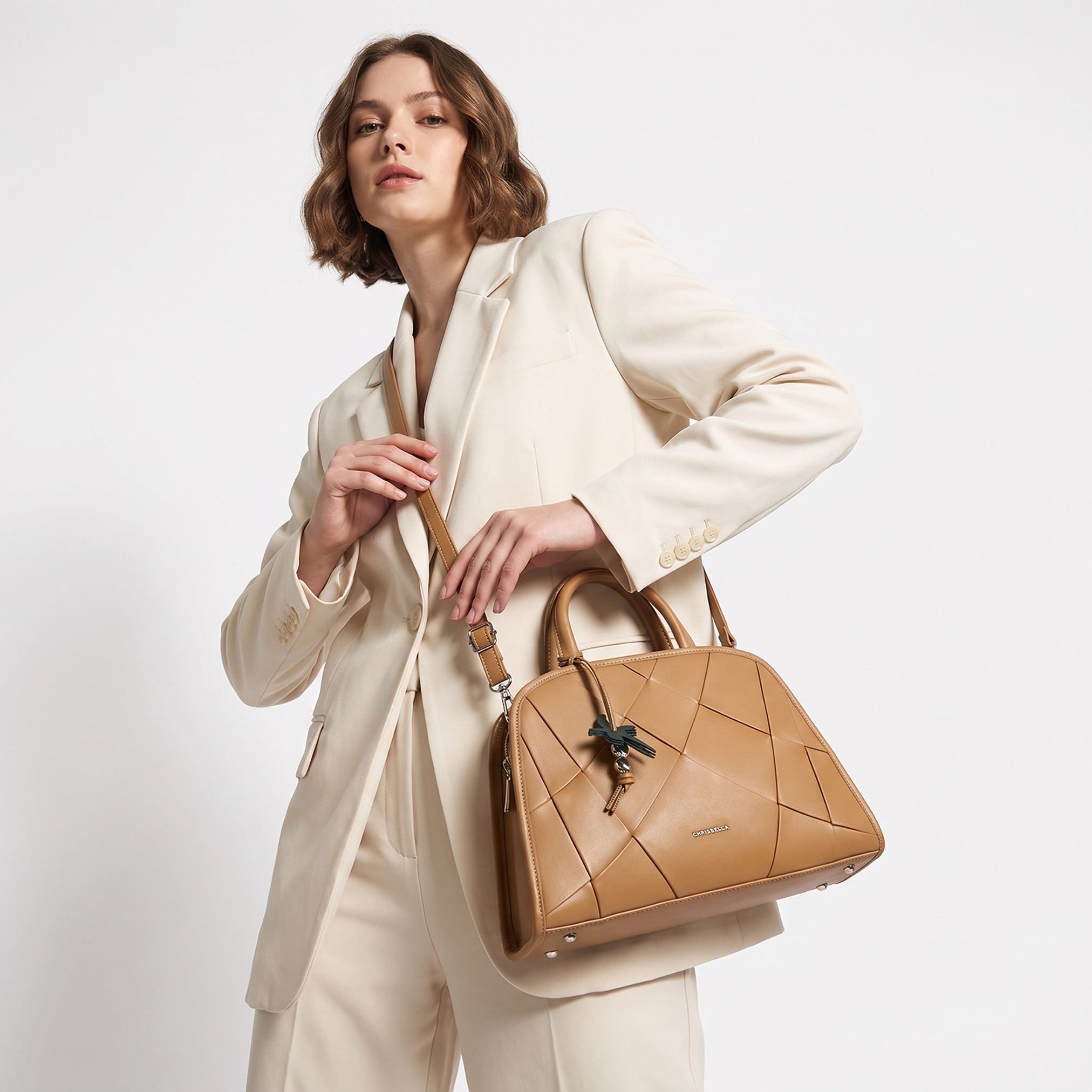 شنطة توتي مبطنة مع محفظة بسحاب إغلاق دائري من كريسبيلا-women-bagsandwallets-handbags-image-2