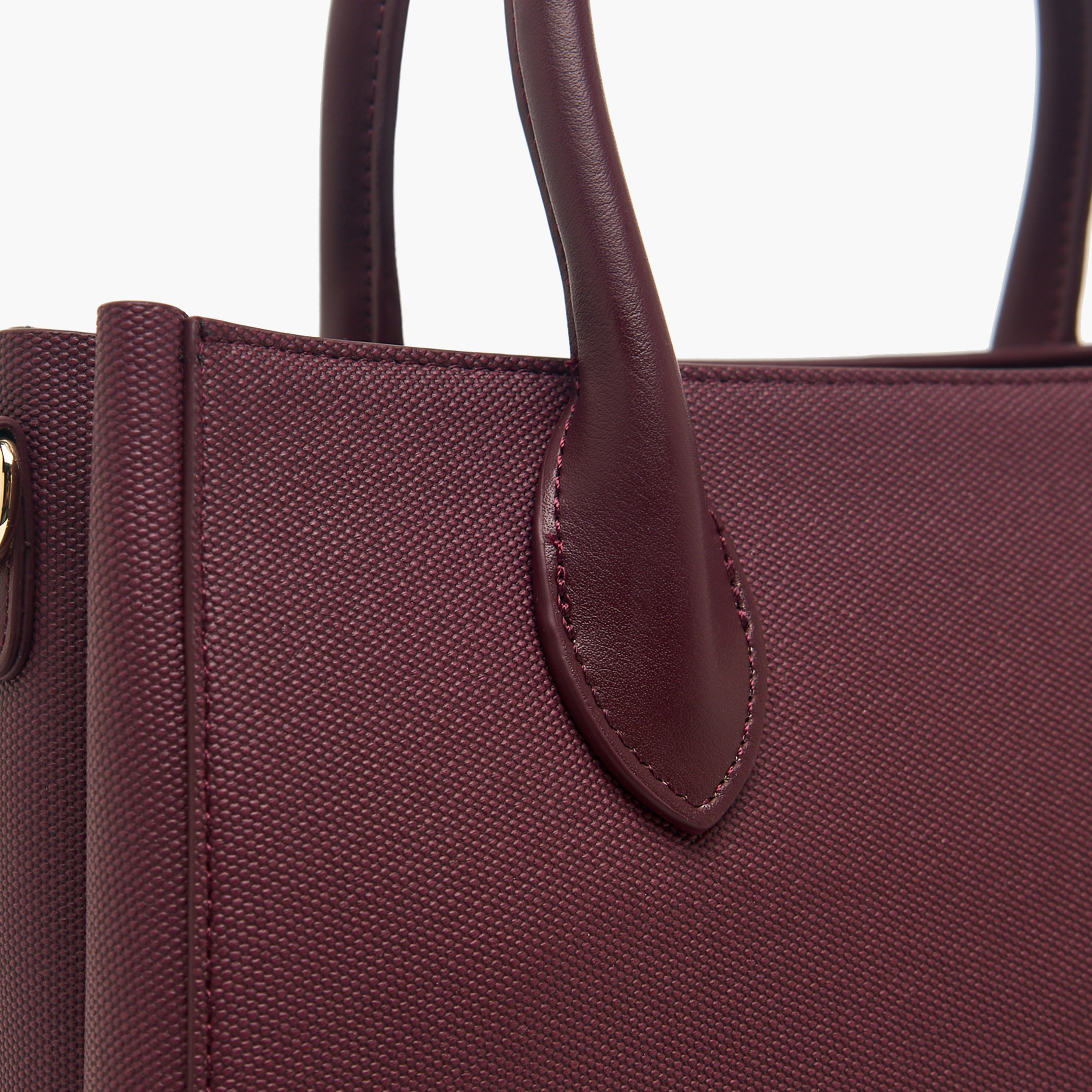 شنطة توتي بارزة الملمس مع محفظة بسحاب من كريسبيلا-women-bagsandwallets-handbags-image-39