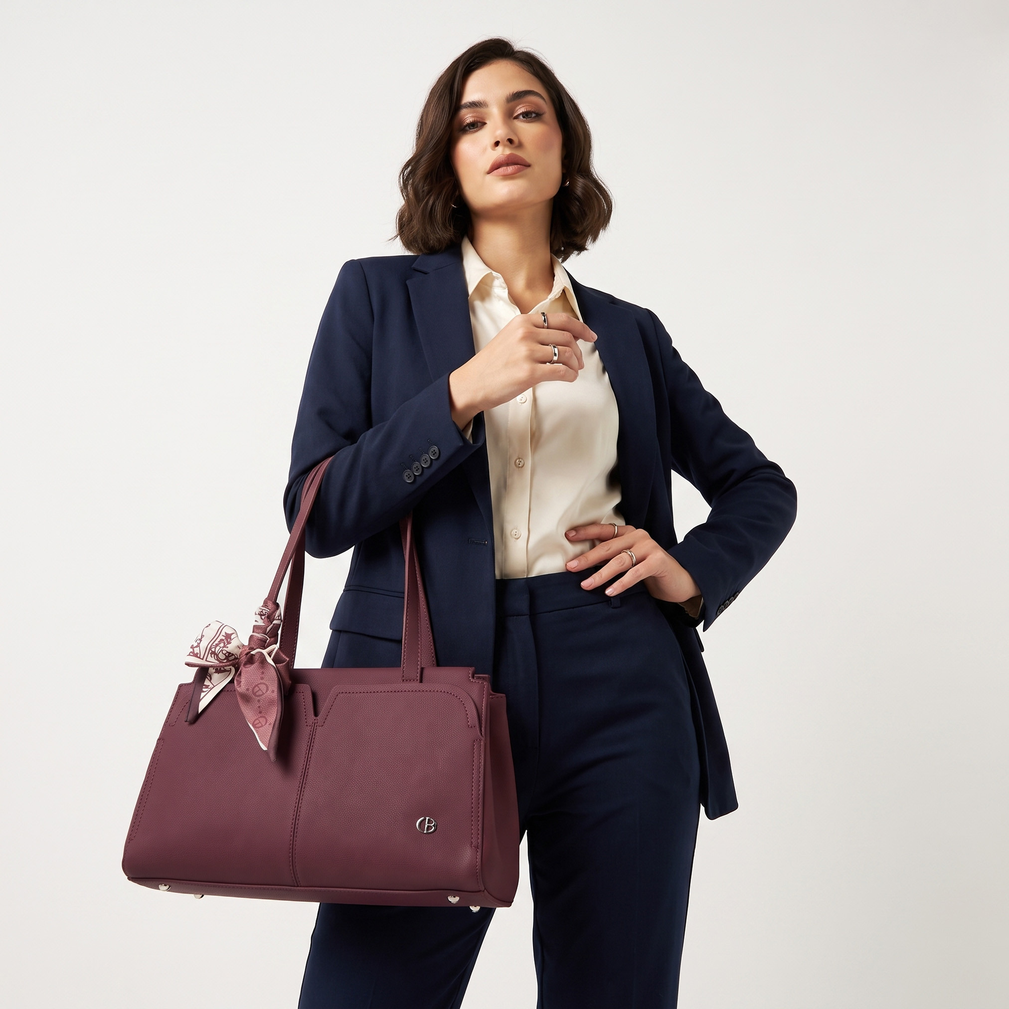 شنطة توتي بارزة الملمس مع شنطة صغيرة من كريسبيلا-women-bagsandwallets-handbags-image-23
