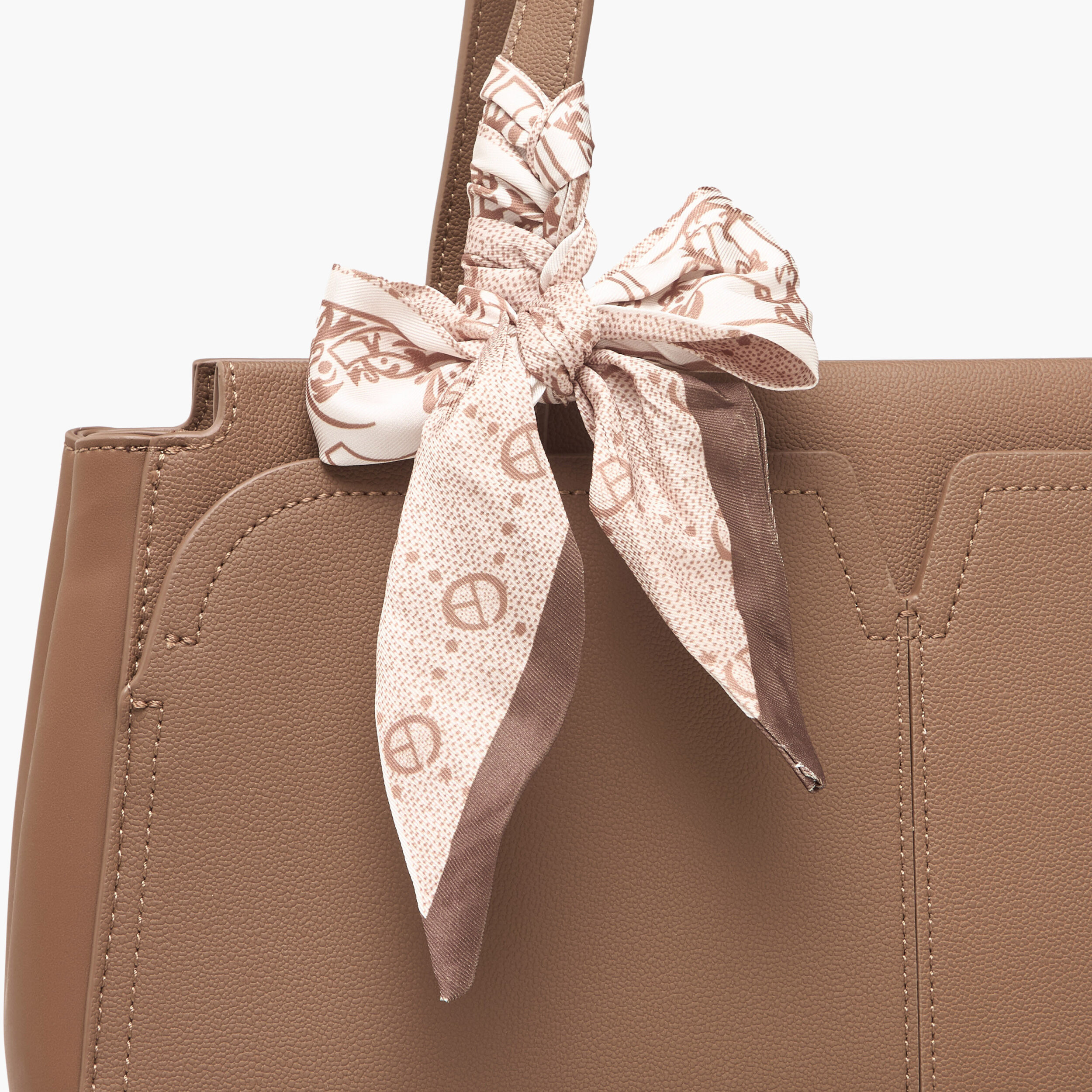 شنطة توتي بارزة الملمس مع شنطة صغيرة من كريسبيلا-women-bagsandwallets-handbags-image-38
