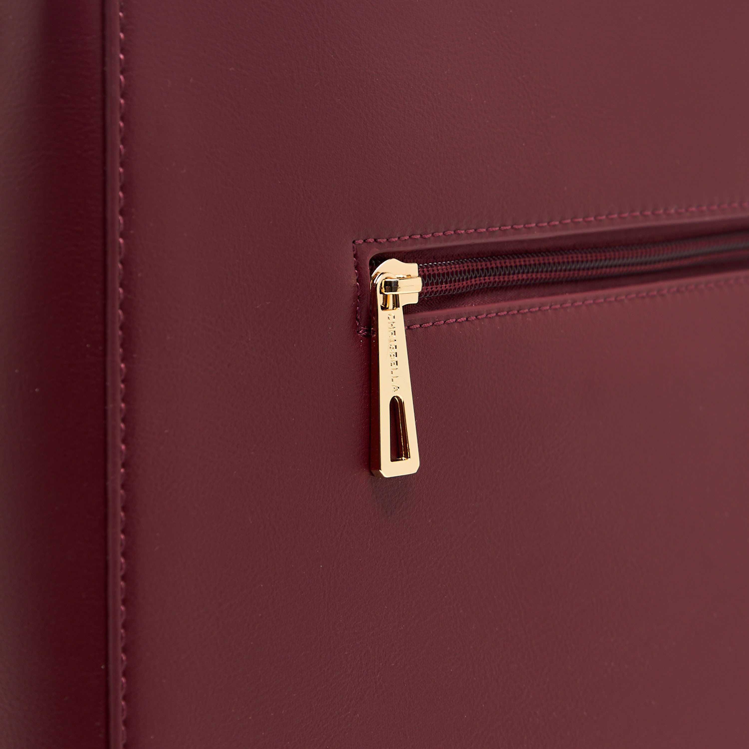 شنطة توتي منقوشة مع محفظة بسحاب إغلاق دائري من كريسبيلا-women-bagsandwallets-handbags-image-40