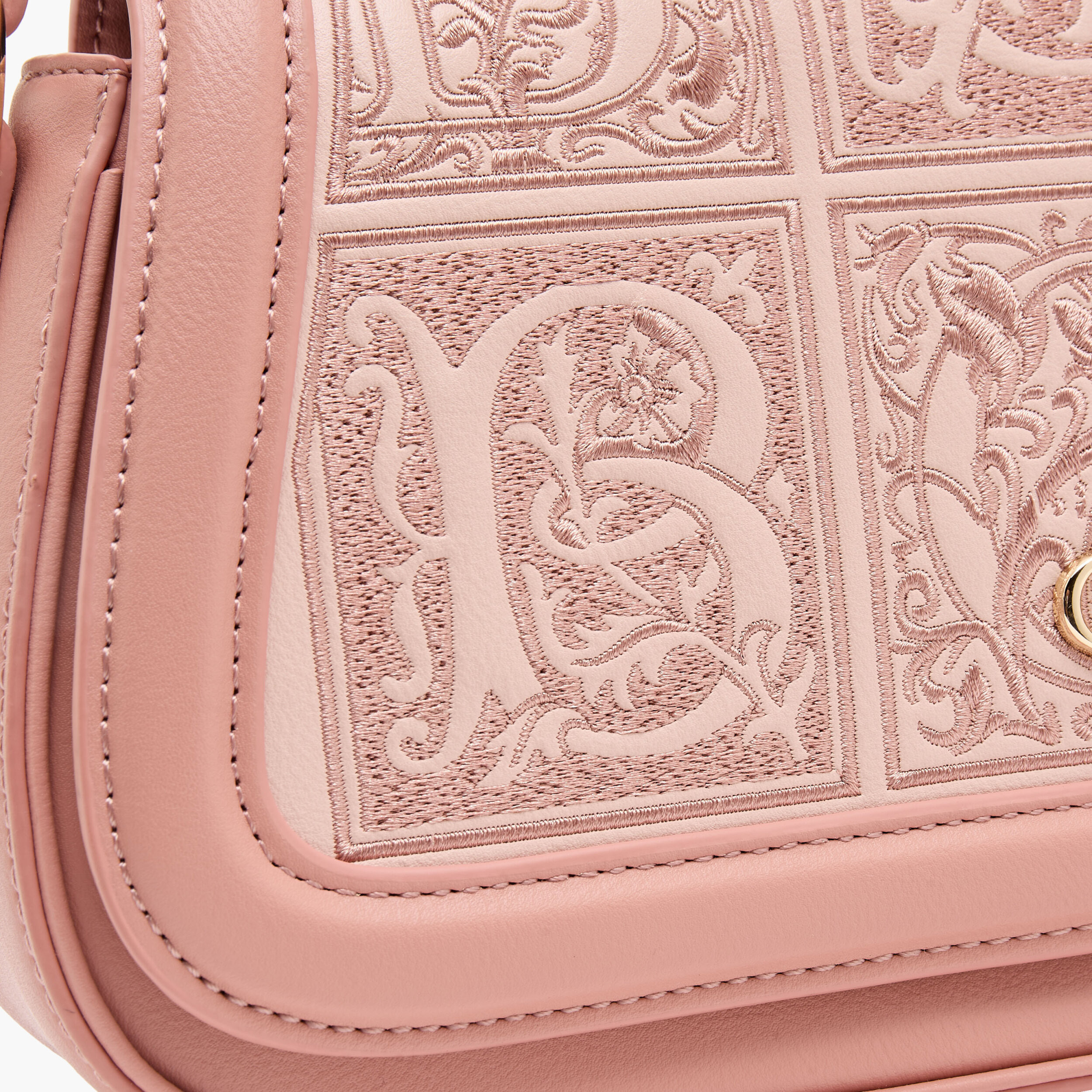 شنطة كتف بارزة الملمس مع شنطة صغيرة من كريسبيلا-women-bagsandwallets-handbags-image-29