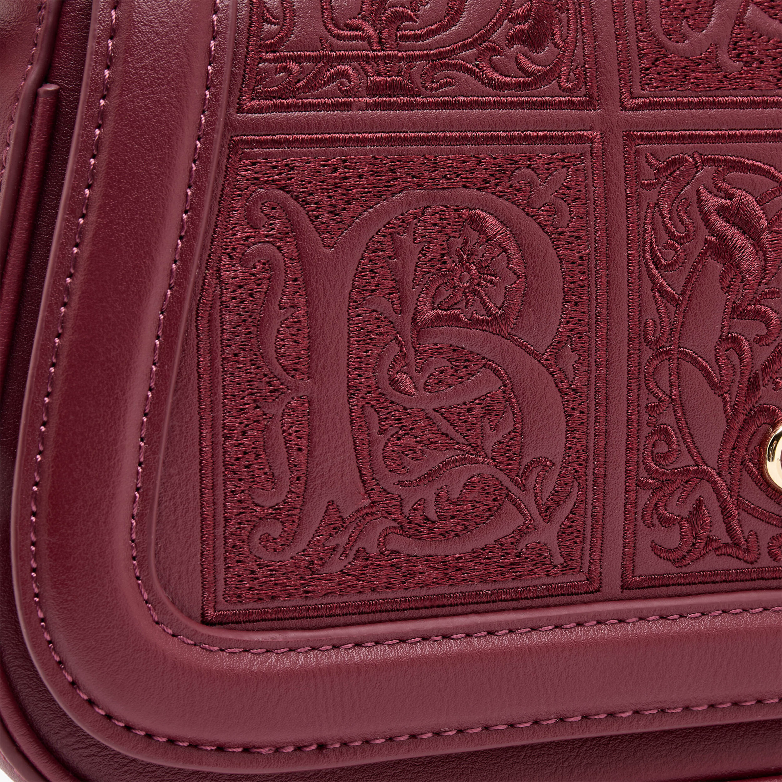 شنطة كتف بارزة الملمس مع شنطة صغيرة من كريسبيلا-women-bagsandwallets-handbags-image-51