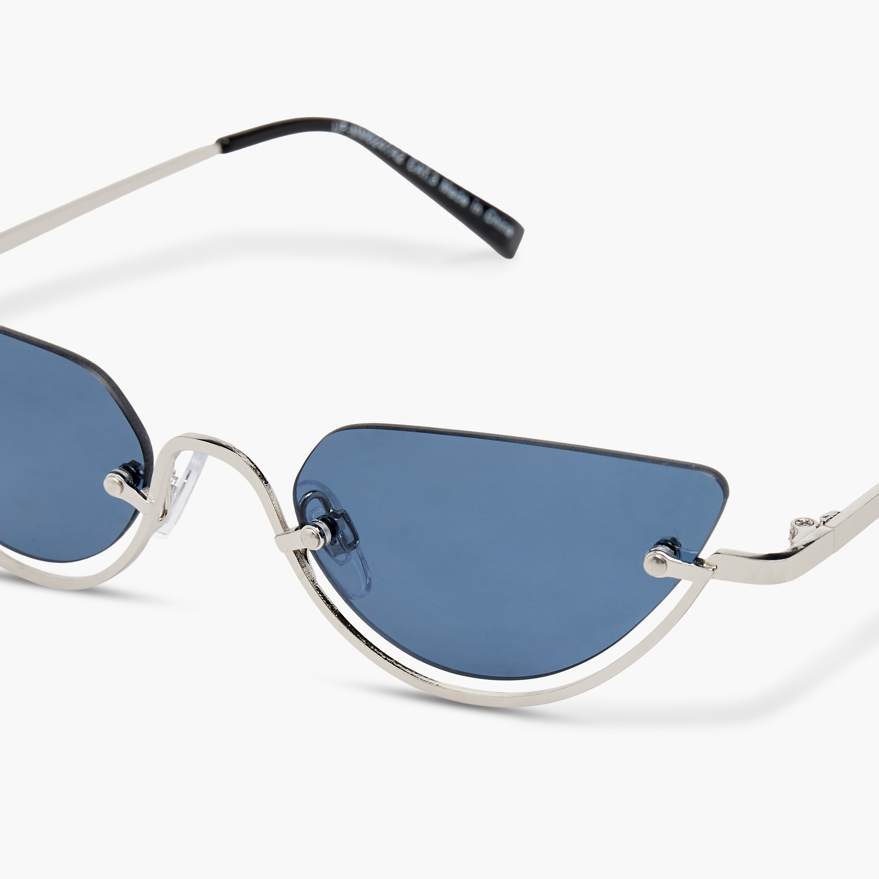 نظارة شمسية كات آي بعدسات زرقاء-women-sunglasses-image-5