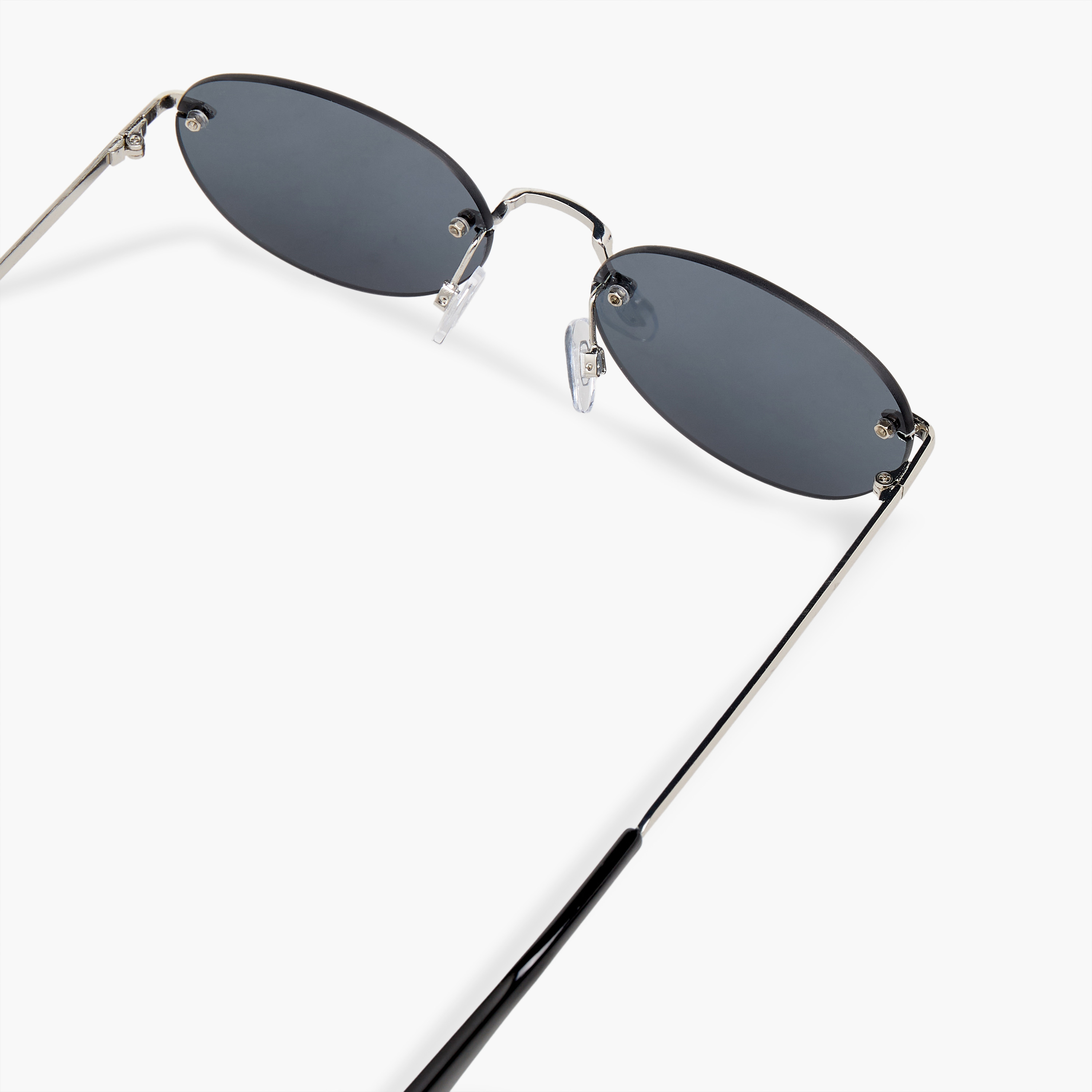 نظارة شمسية بيضاوية بعدسات رمادي-women-sunglasses-image-4