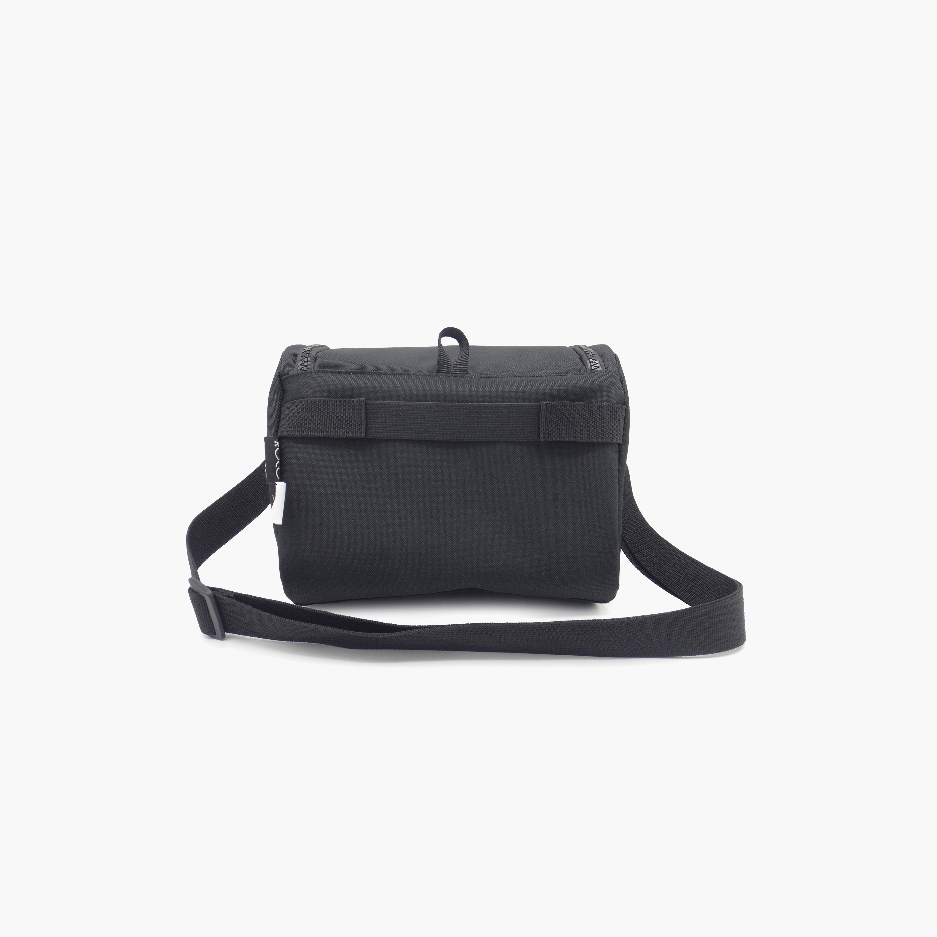 Roco Plain Lunch Bag for 5-8 Yrs with Insulated Compartment-school-lunchessentials-lunchbags-image-5