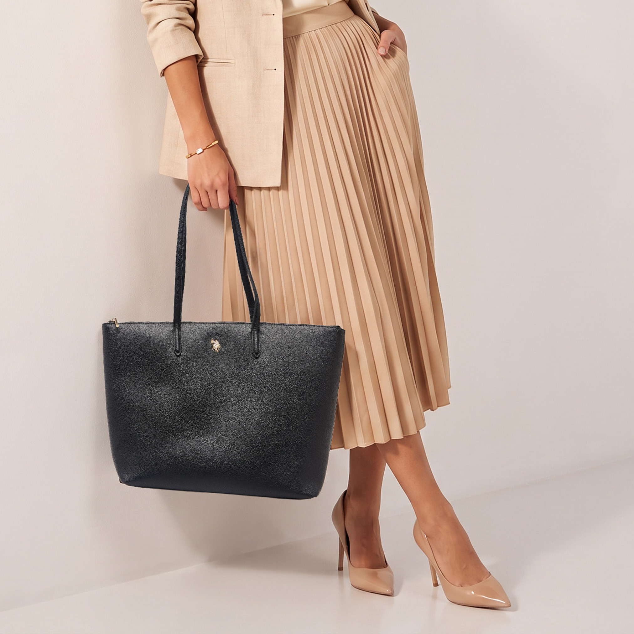U.S. Polo Assn. Madison ClassicTote Bag | US6516-women-bagsandwallets-handbags-image-2