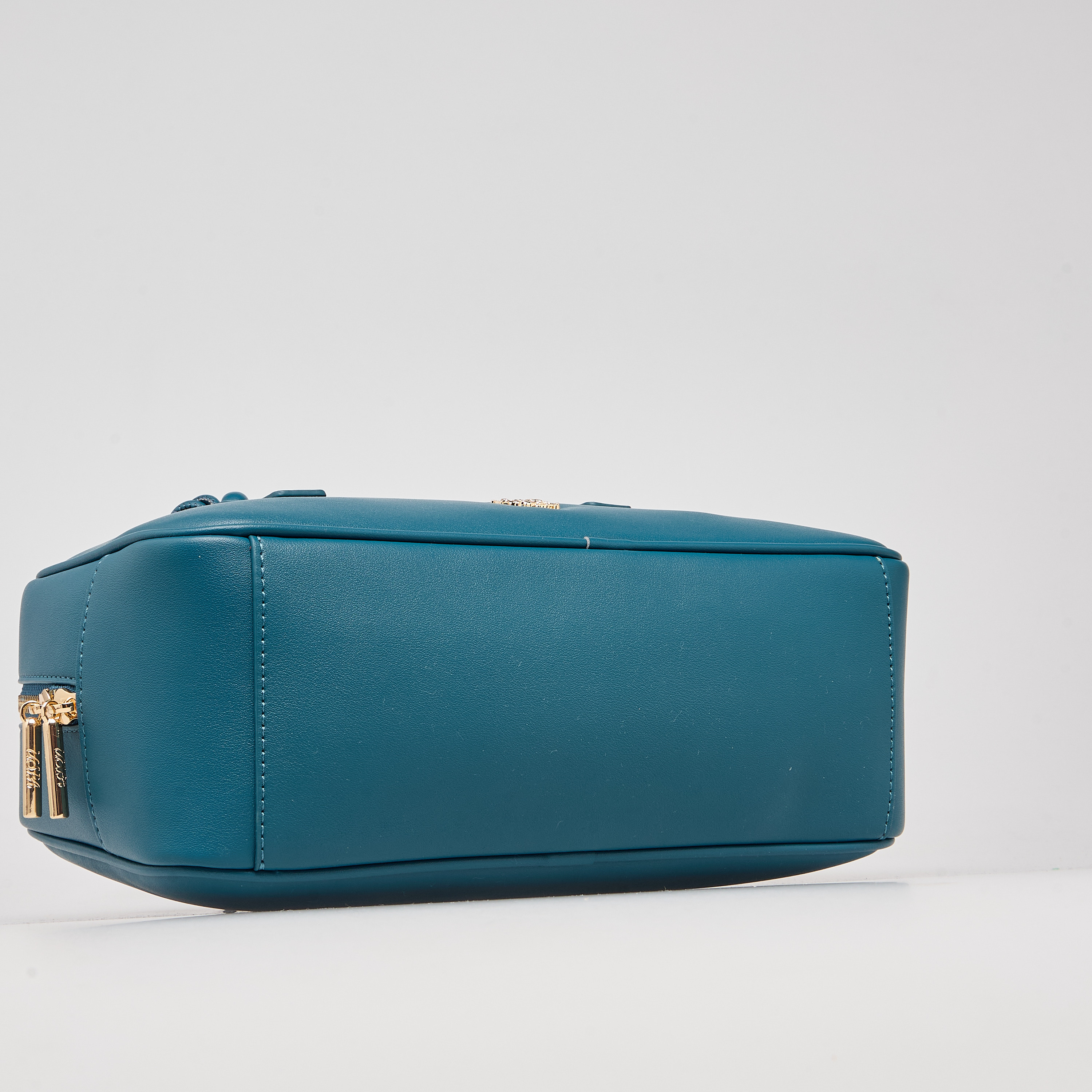 U.S. Polo Assn. Aspen Avenue Boston Bag | US6552-women-bagsandwallets-handbags-image-6