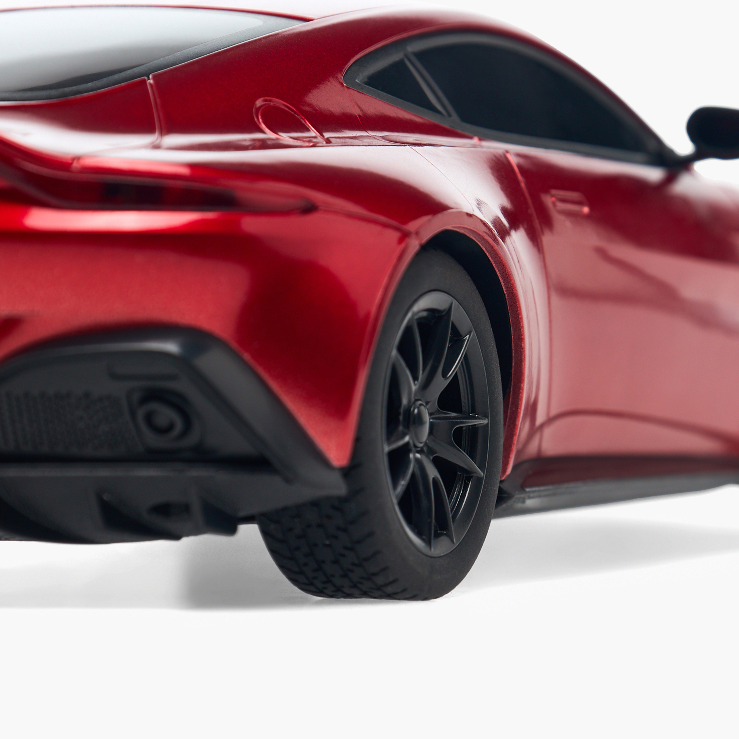 RW 1:18 Aston Martin Remote Control Sports Car-toys-remotecontrolledvehicles-rcvehicles-image-12