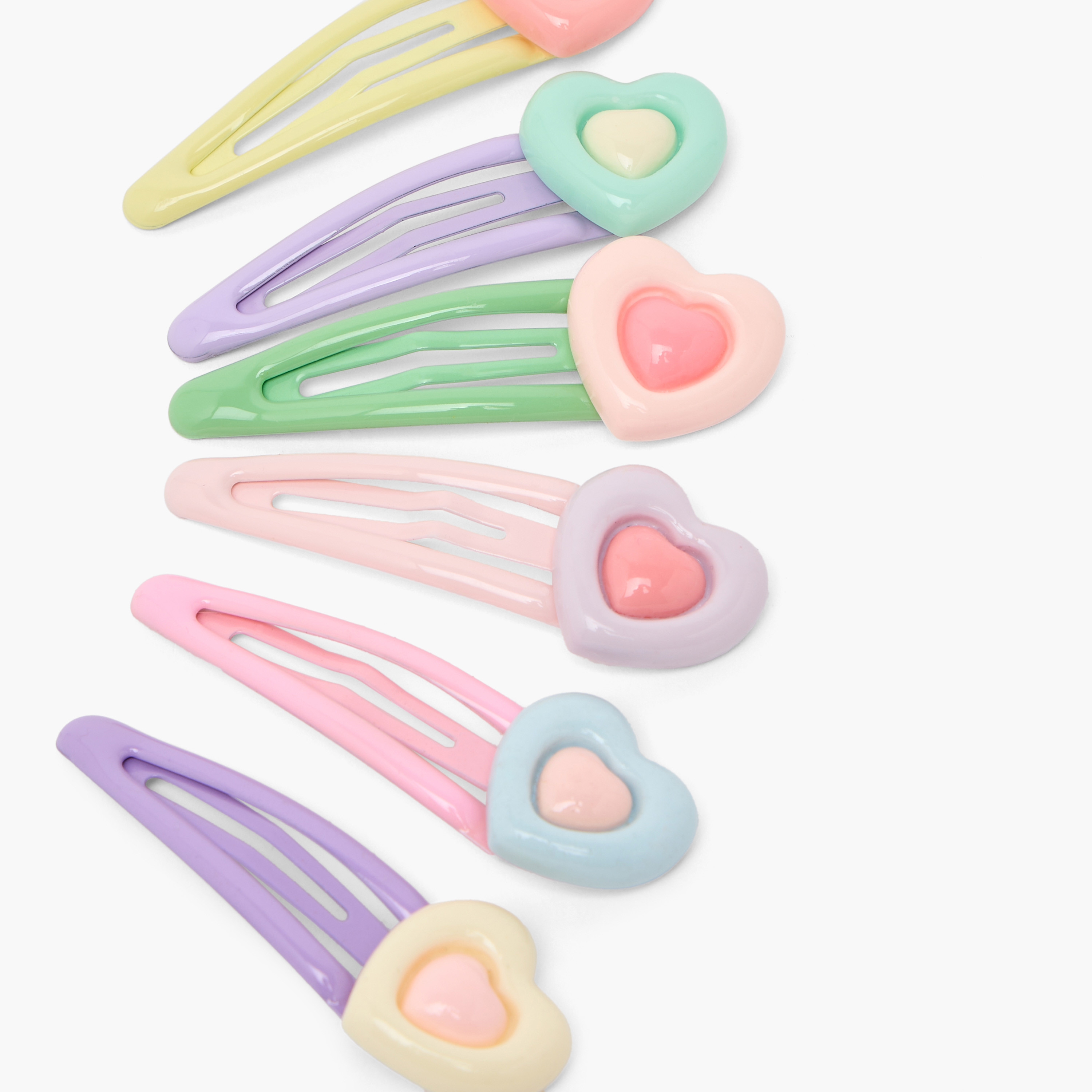 طقم مشابك شعر بتفاصيل قلب من تشارمز - 6 قطع-girls-accessories-hairaccessories-image-5
