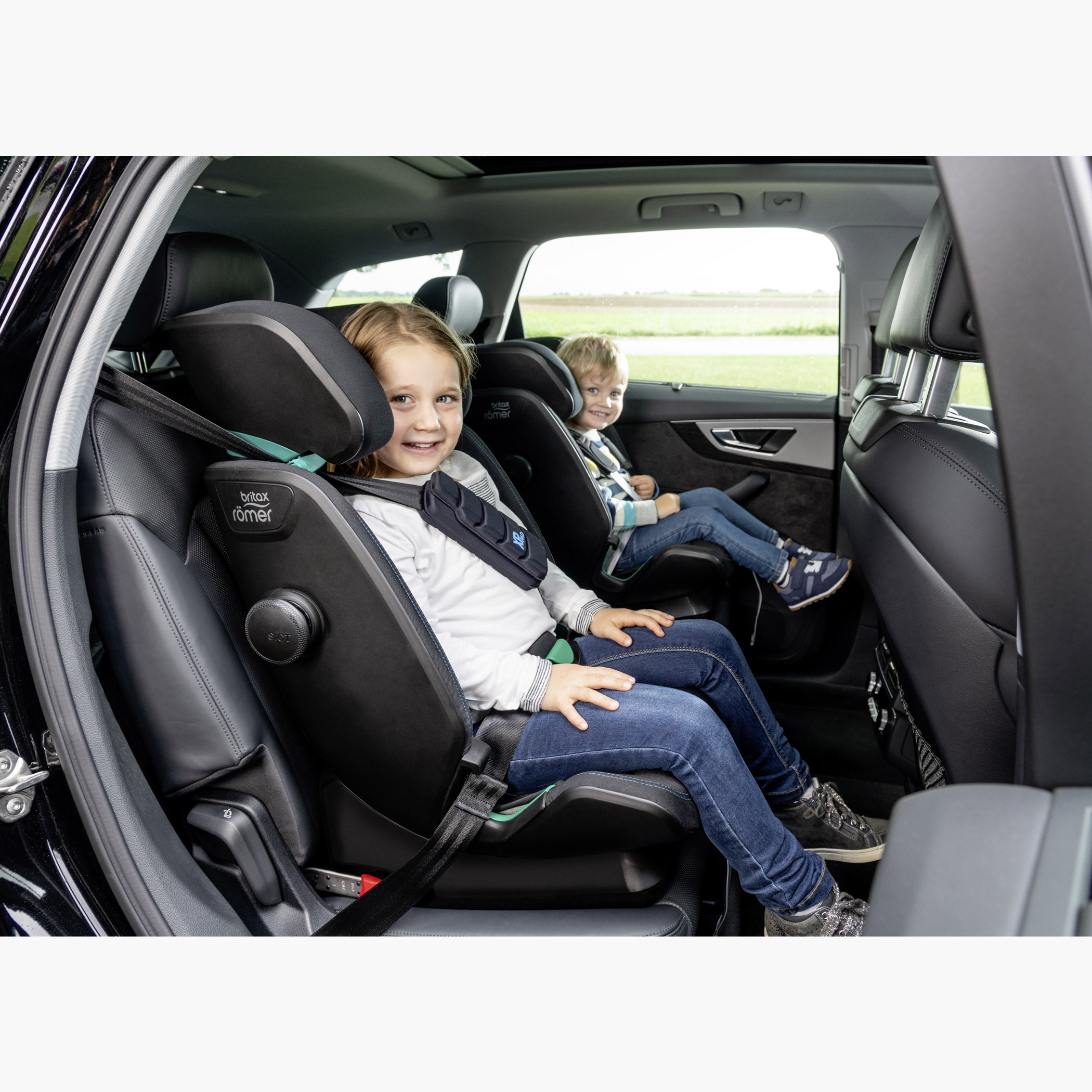 Britax Advansafix Pro Style Booster Seat with ISOFIX and Seat Belt System-baby-gear-carseats-image-4