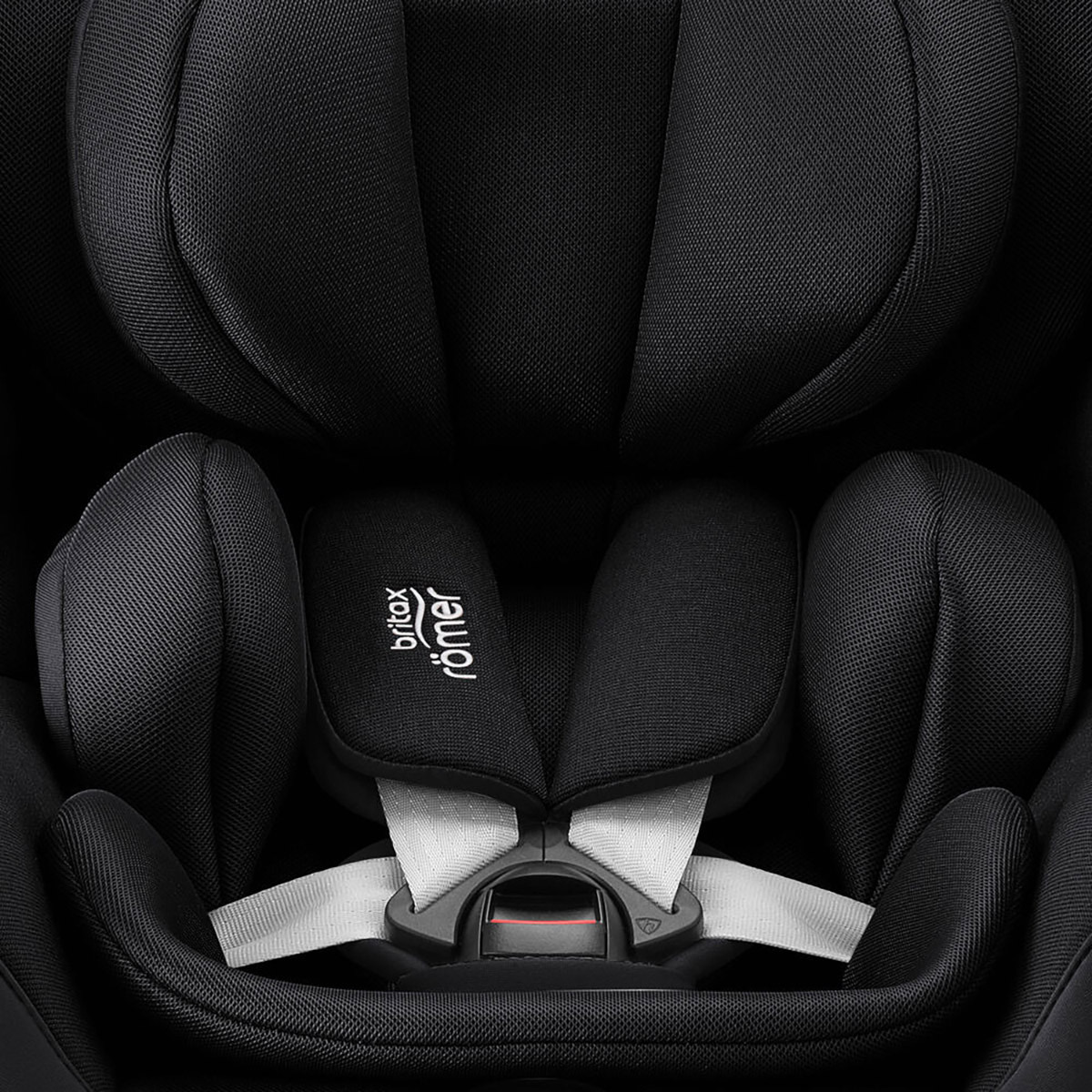 Britax Dualfix Pro Style Convertible Car Seat with 360 Swivel, Chest Pads and ISOFIX System-baby-gear-carseats-image-7