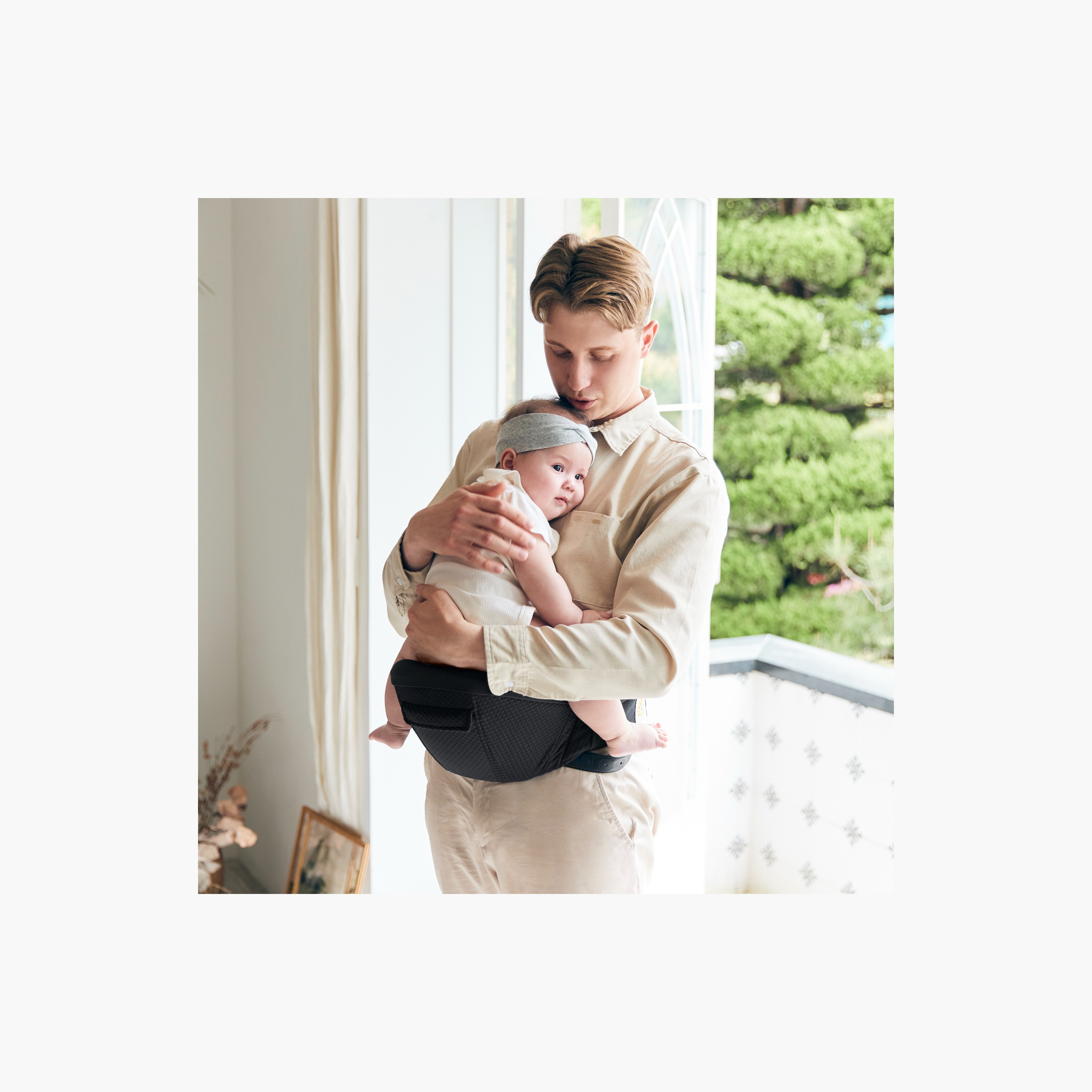 Ergobaby Alta Hip Seat Baby Carrier-baby-gear-babycarriers-image-4