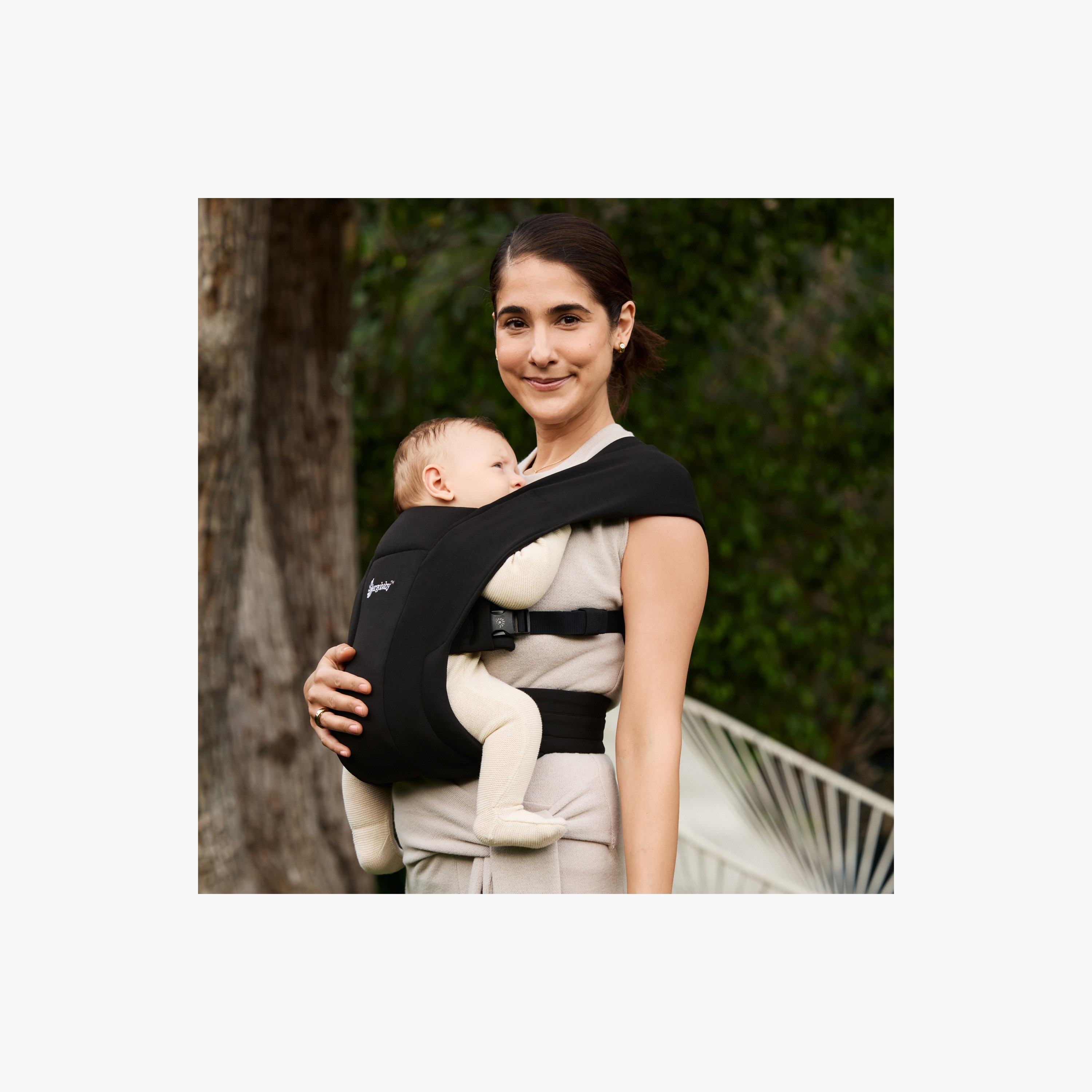 Ergobaby Embrace Soft Air Mesh Baby Carrier-baby-gear-babycarriers-image-7