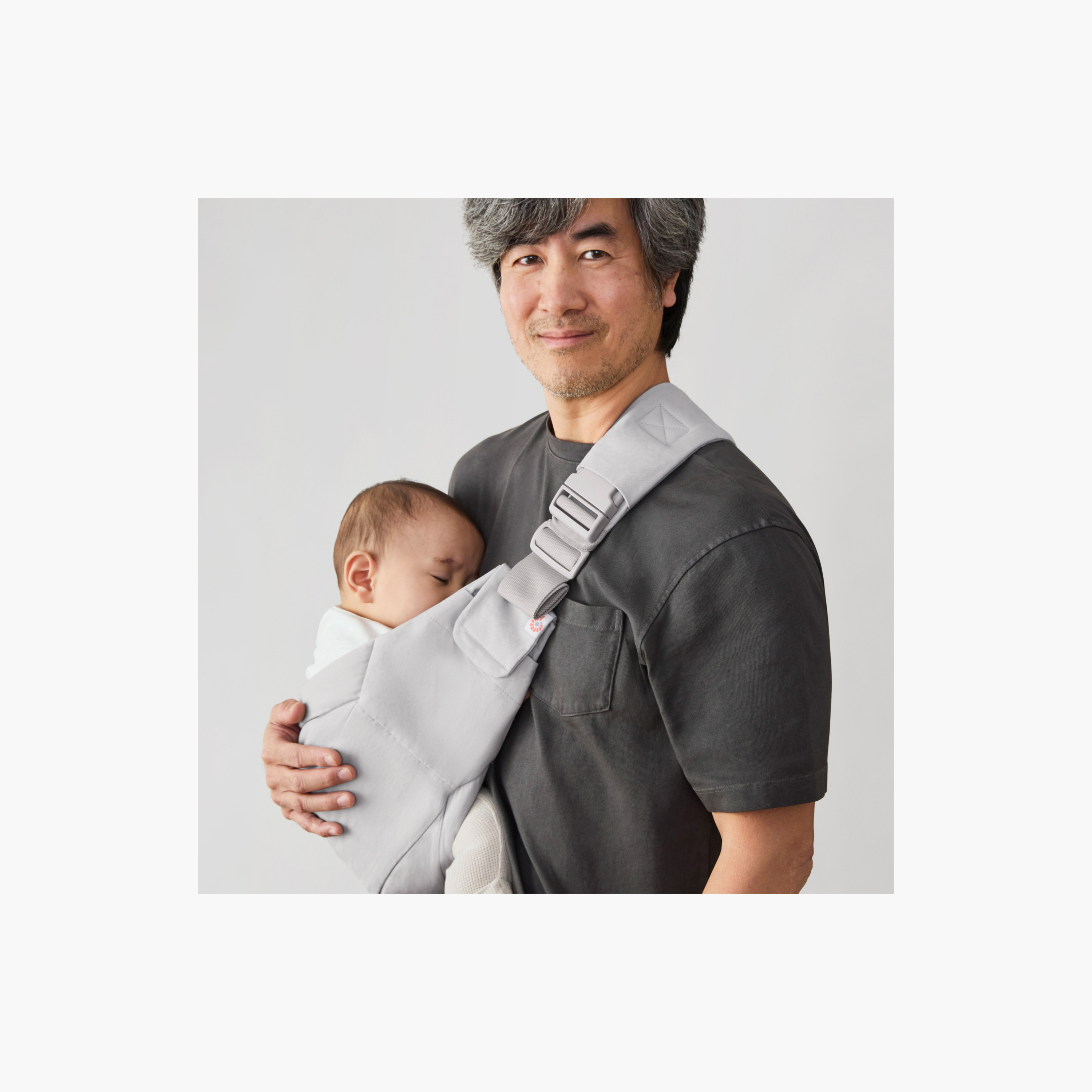 حمالة أطفال أوبسي بحزام قابل للتعديل من إرجوبيبي-baby-gear-babycarriers-image-3