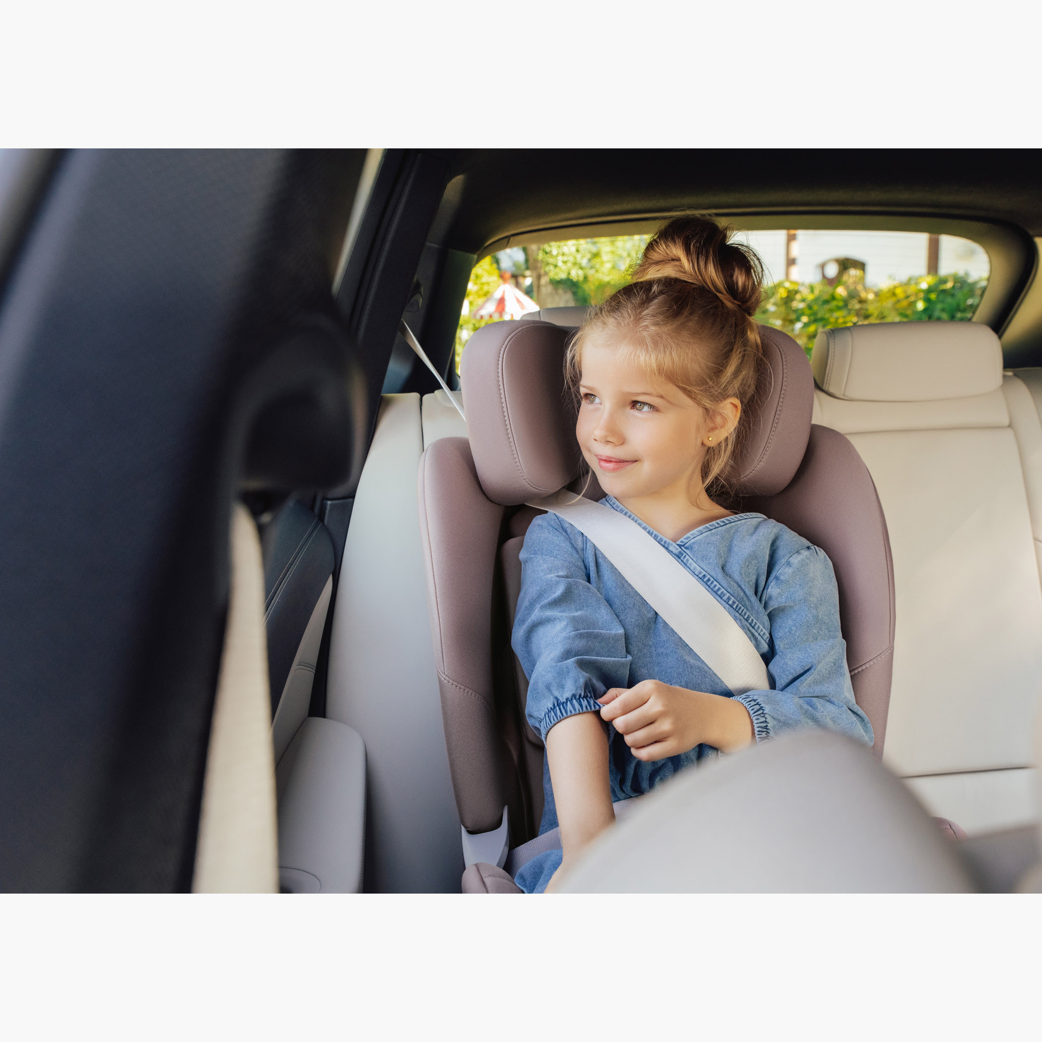 Britax Swivel 2 Classic Convertible Car Seat with 360 Swivel, Seat Belt and ISOFIX System-baby-gear-carseats-image-3