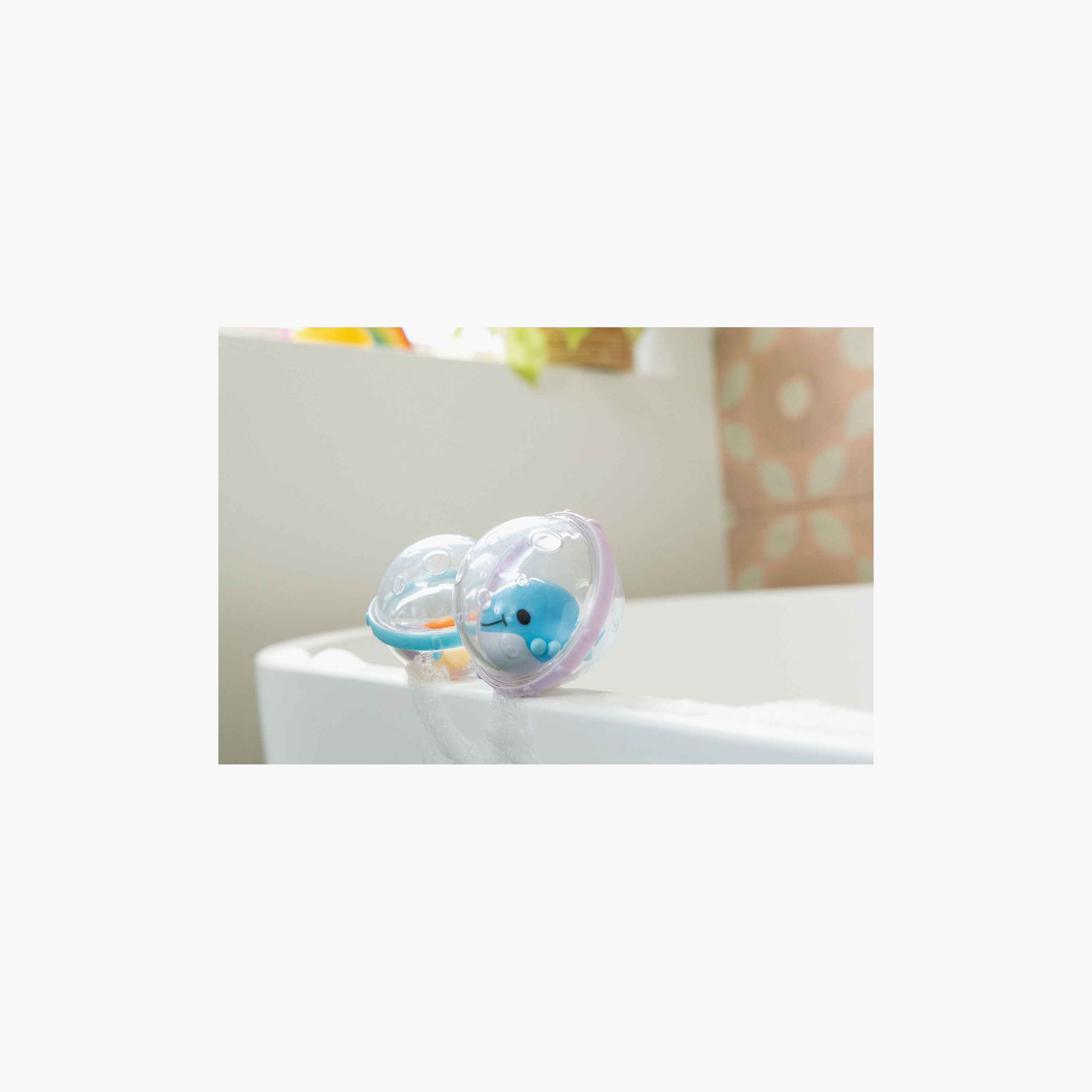 Munchkin 2-Piece Float & Play Bubble Bath Toys-toys-babyandtoddlertoys-bathtoys-image-2