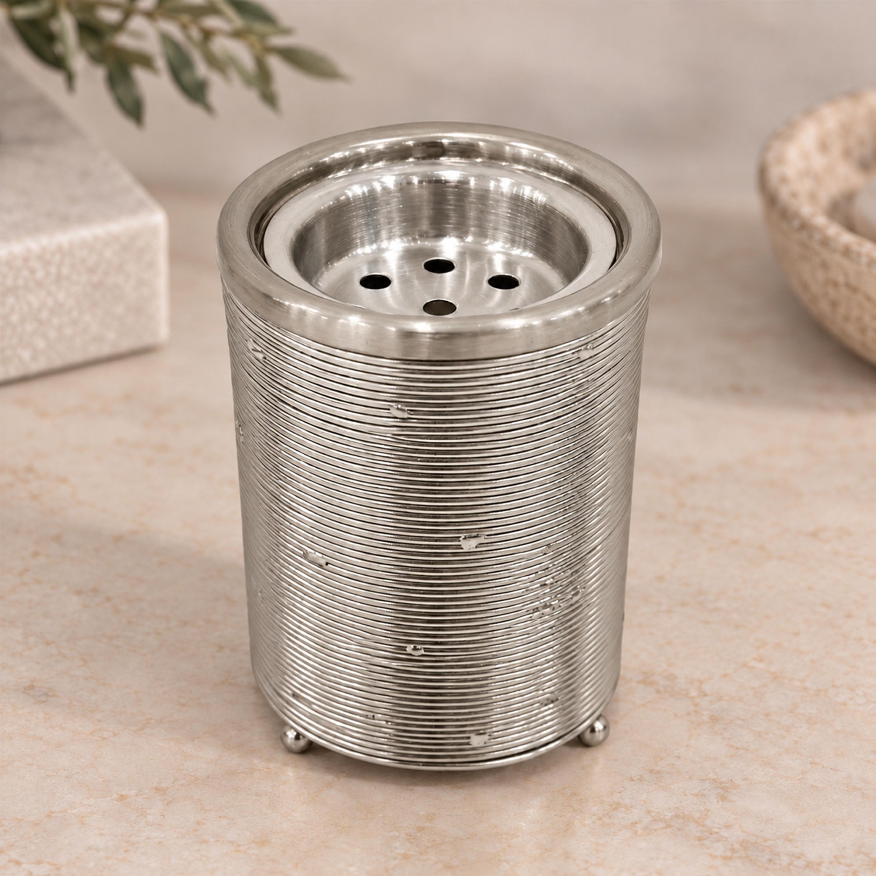 Crafted By Lifestyle Ribbed Aluminium Bukhoor Burner Box - Silver-household-homefragrance-burners-image-1
