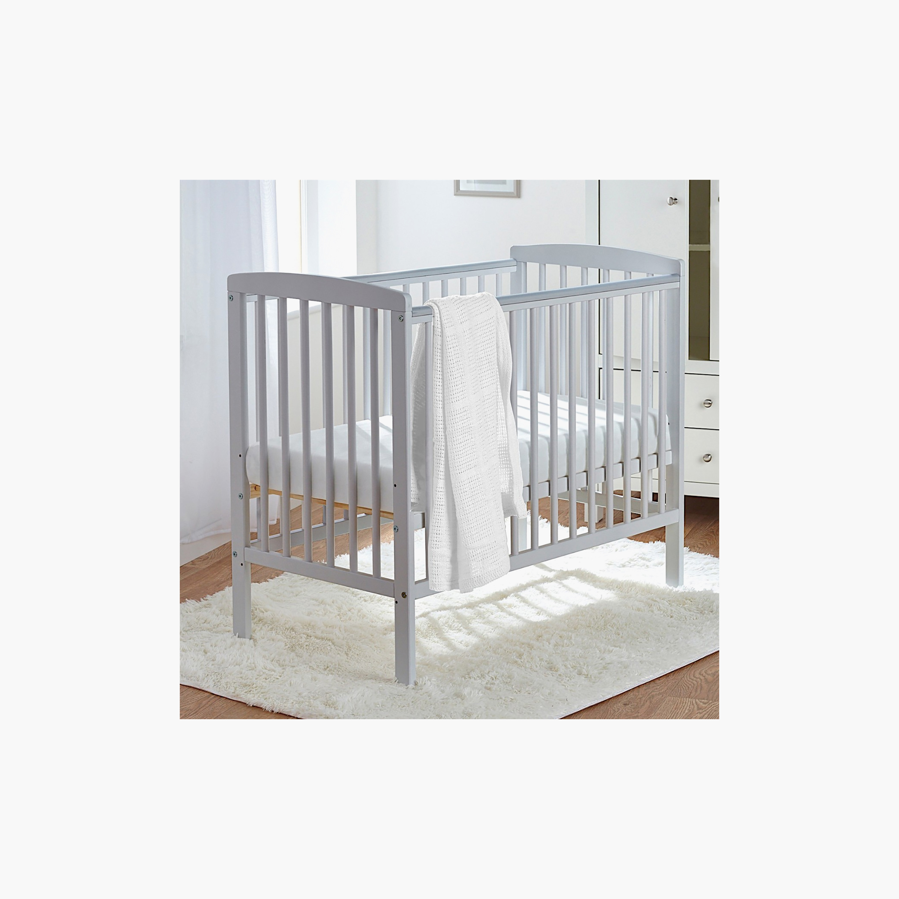 سرير مواليد مدمج بارتفاع قابل للتعديل سيدني من كيندر فالي-baby-nursery-furniture-cribsandbeds-beds-image-3