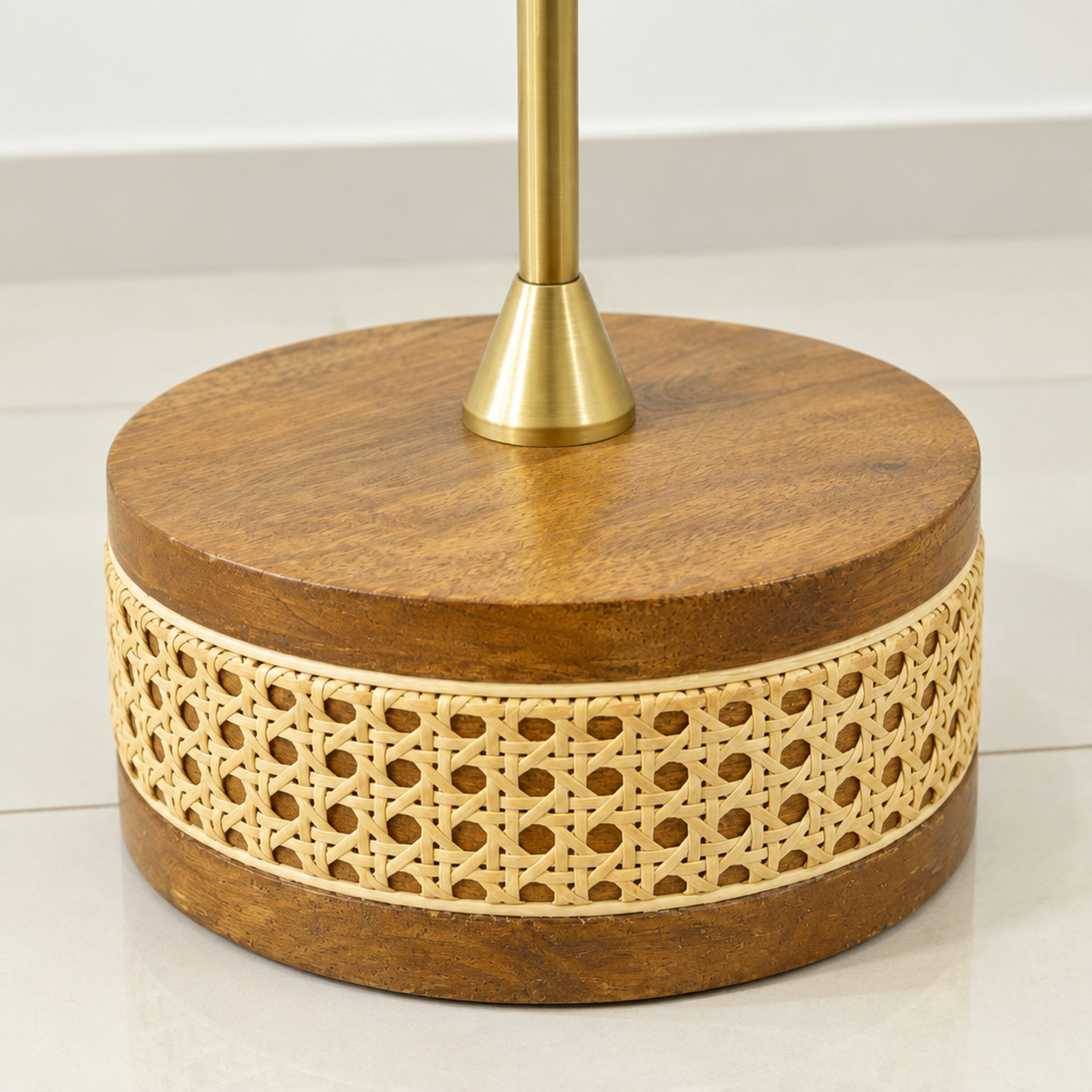 طاولة جانبية مستديرة بسطح من خشب المانجو من صنع لايف ستايل-furniture-livingroom-sideandendtables-image-5
