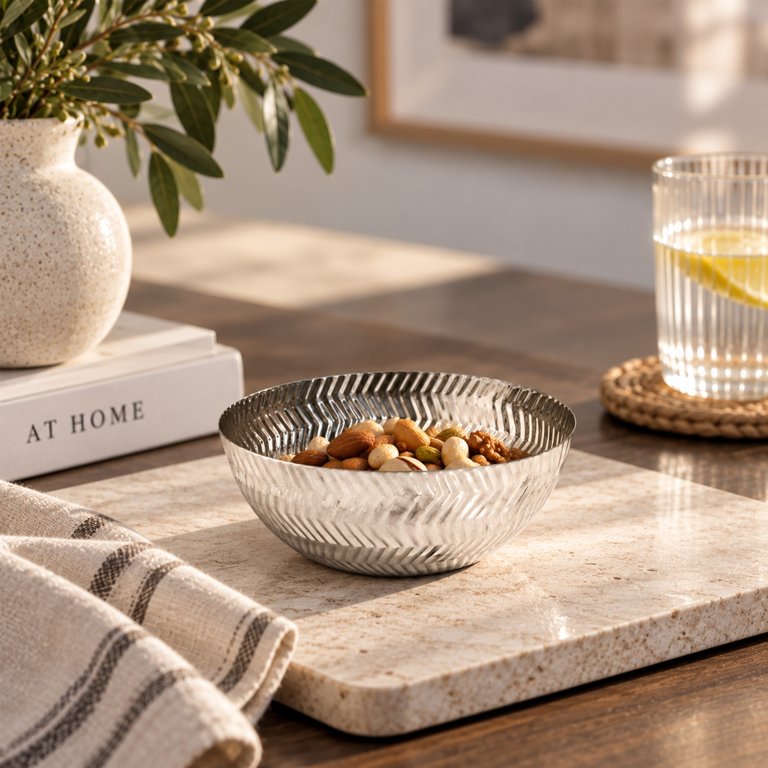 وعاء تقديم من الفولاذ المنقوش من إنتاج شركة لايف ستايل - 16 سم-household-dining-dinnerware-bowls-image-3