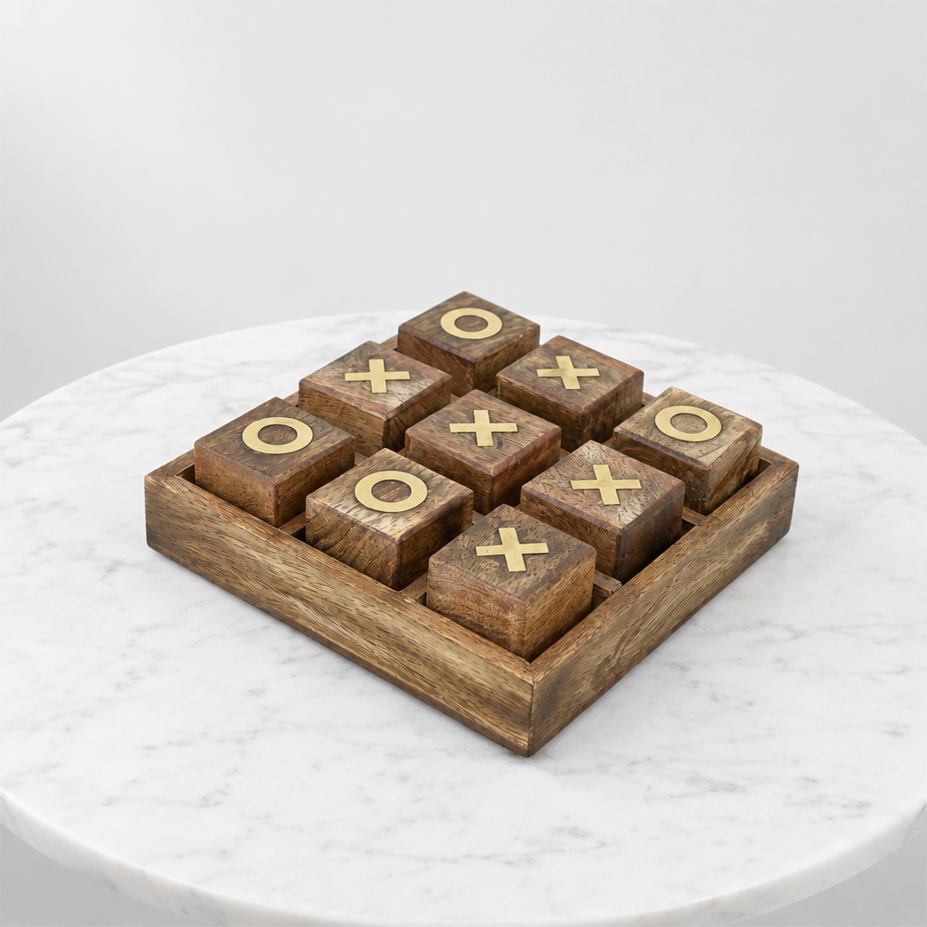 طقم لعبة إكس أو خشبي بتطعيم نحاسي كلاسيكي - كبير-household-decor-decorativeobjectsandsculptures-image-1