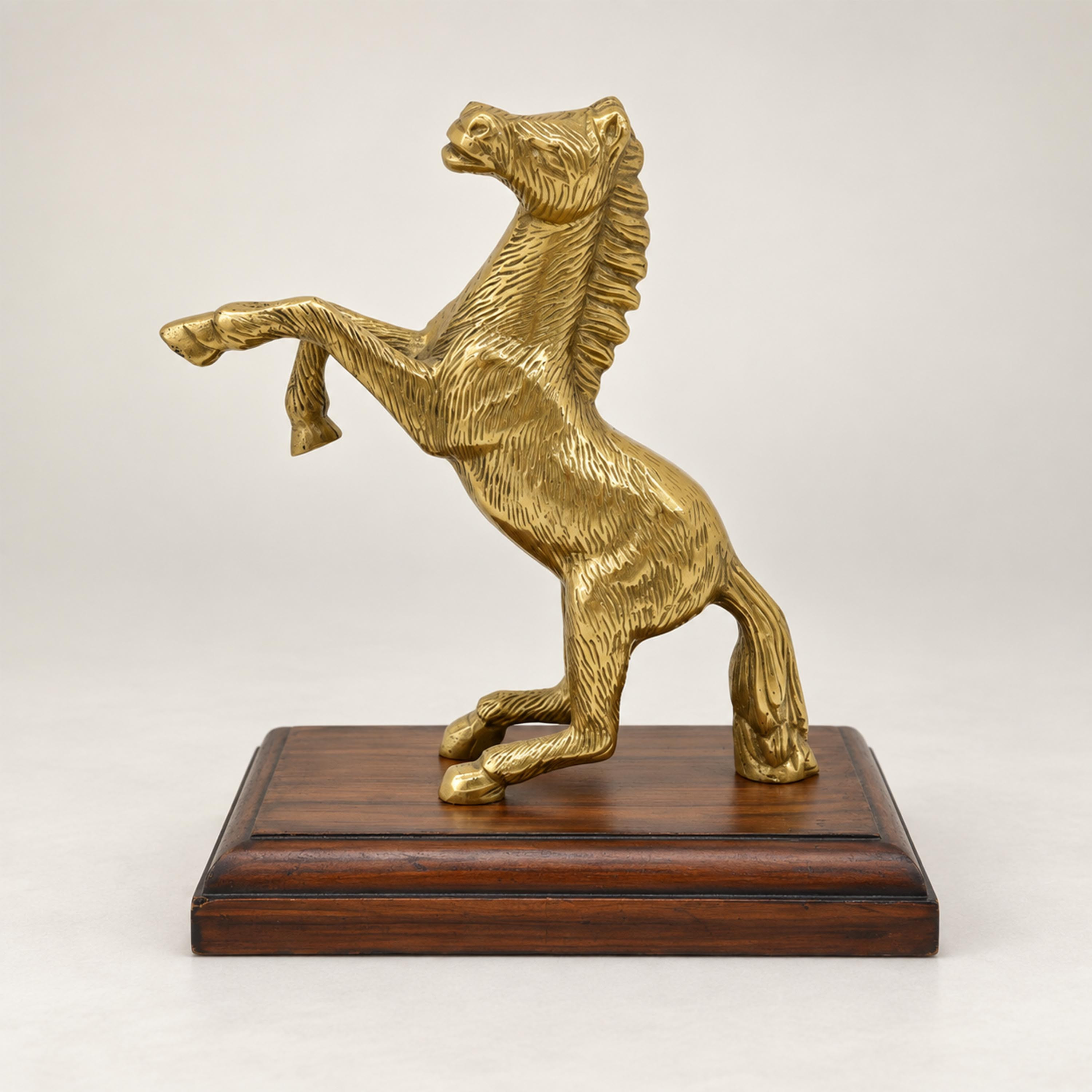 تمثال حصان نحاسي - صغير-household-decor-decorativeobjectsandsculptures-image-1