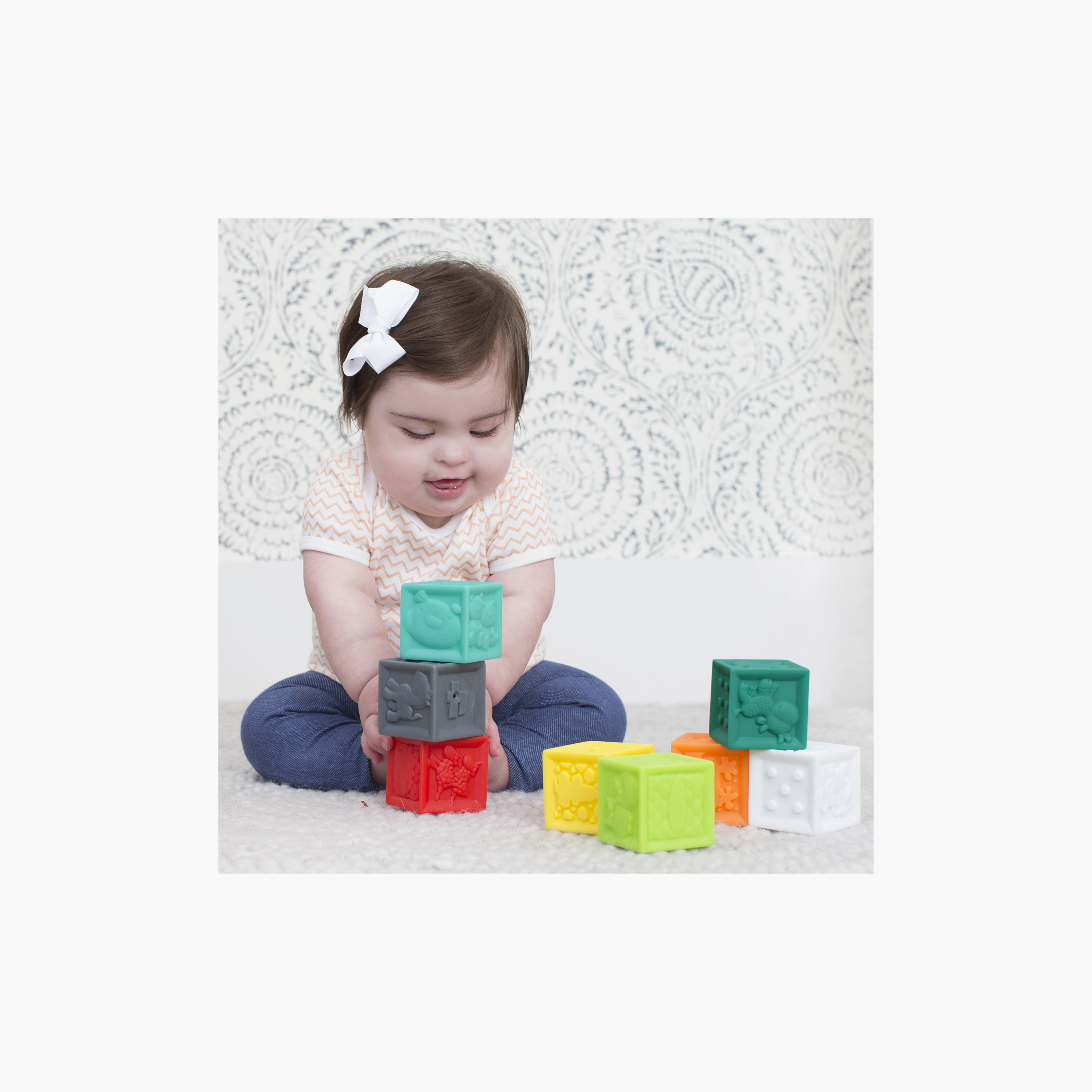 Infantino 8-Piece  Squeeze & Stack Blocks-toys-buildingblocks-blocks-image-4