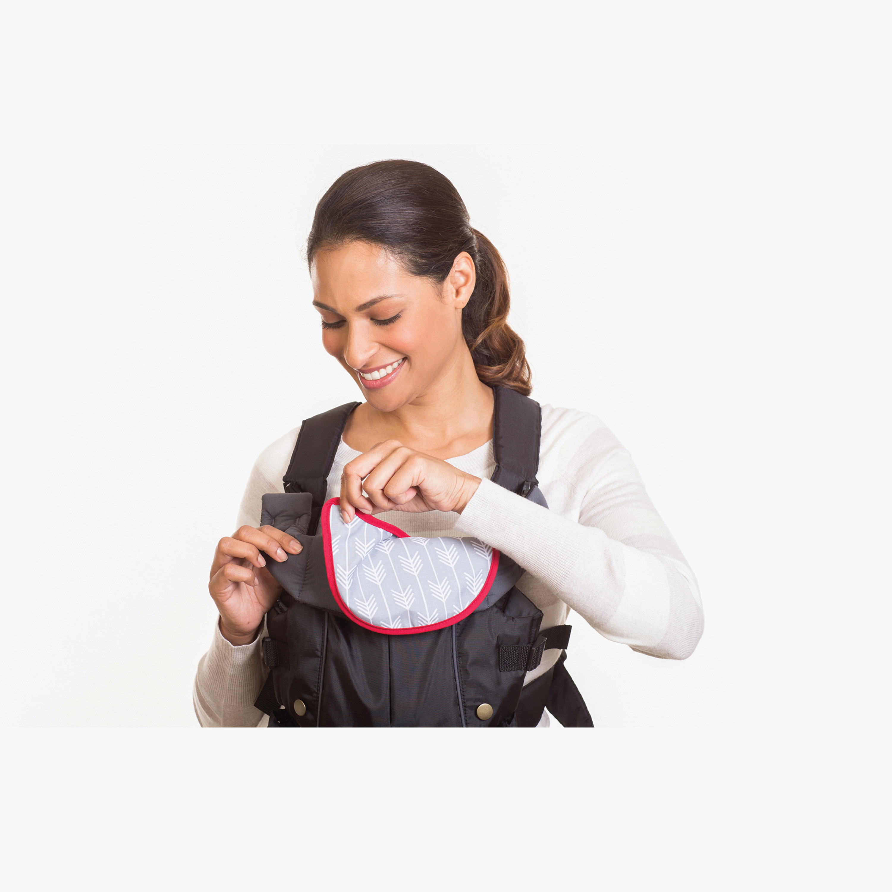 حمالة أطفال كلاسيكية سويفت بجيب من إنفانتينو-baby-gear-babycarriers-image-9