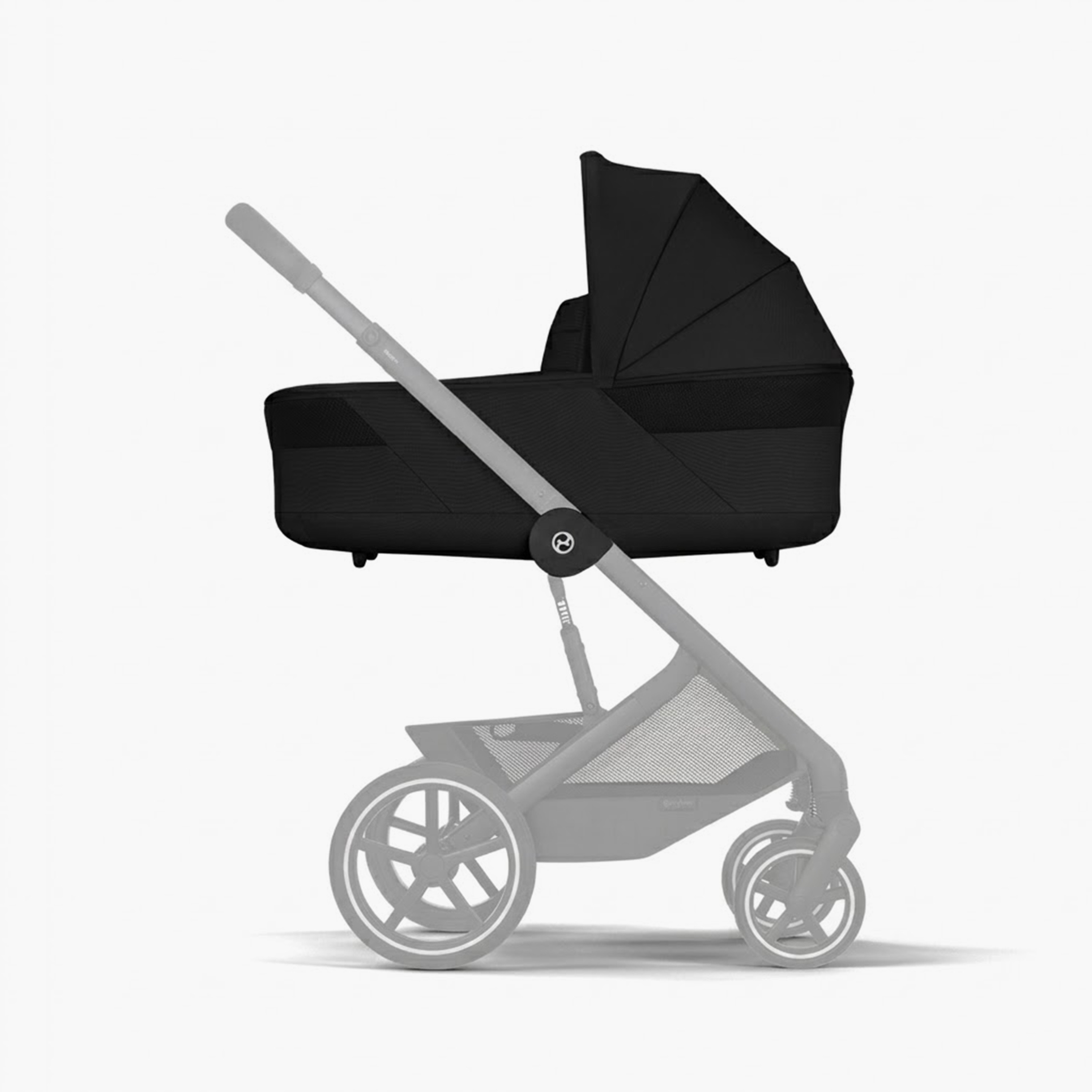 مهد محمول بمظلة شمس كوت إس لوكس من سايبكس-baby-gear-travelaccessories-image-18