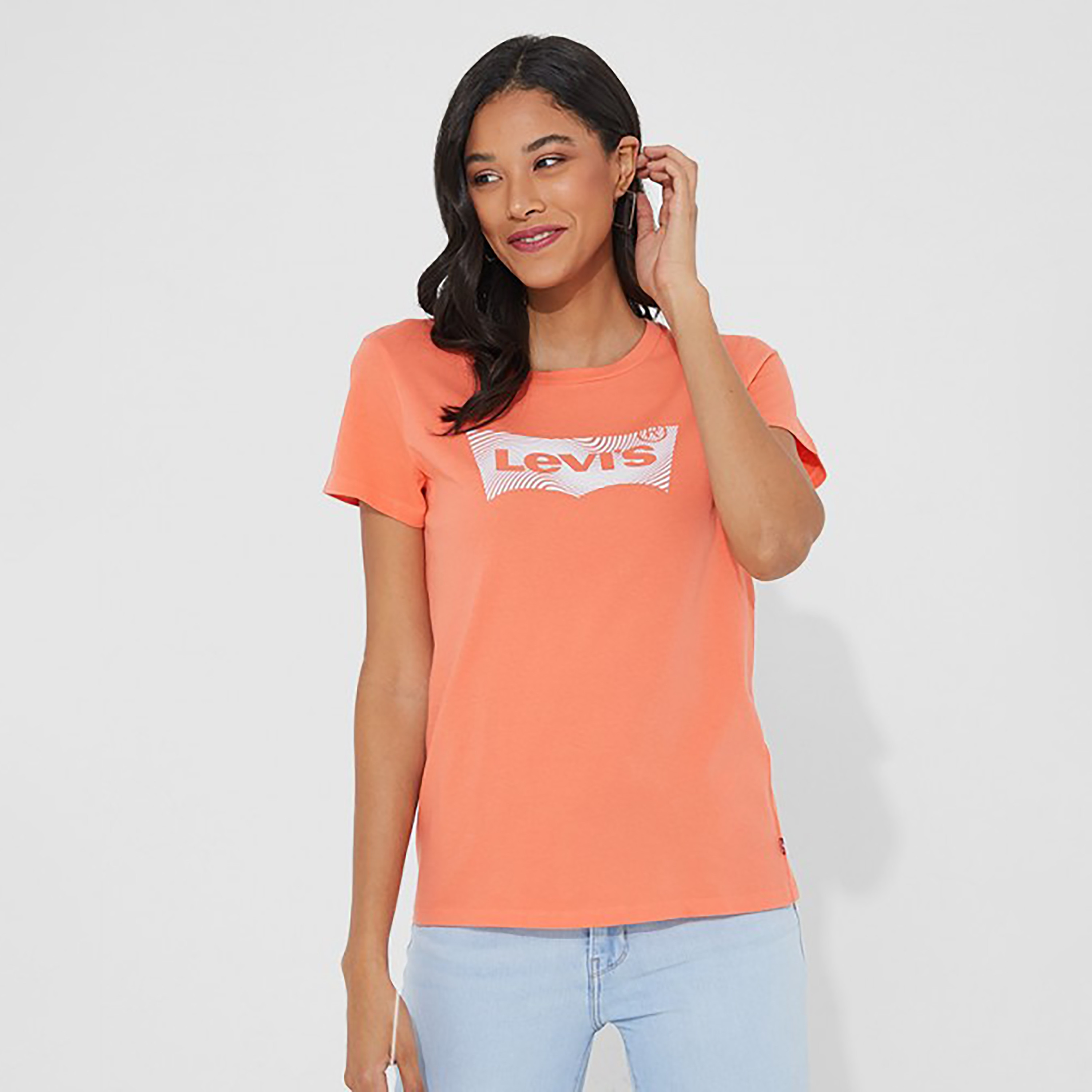 Levi's Logo Crew Neck Short Sleeves T-Shirt-women-clothing-tshirts-image-1