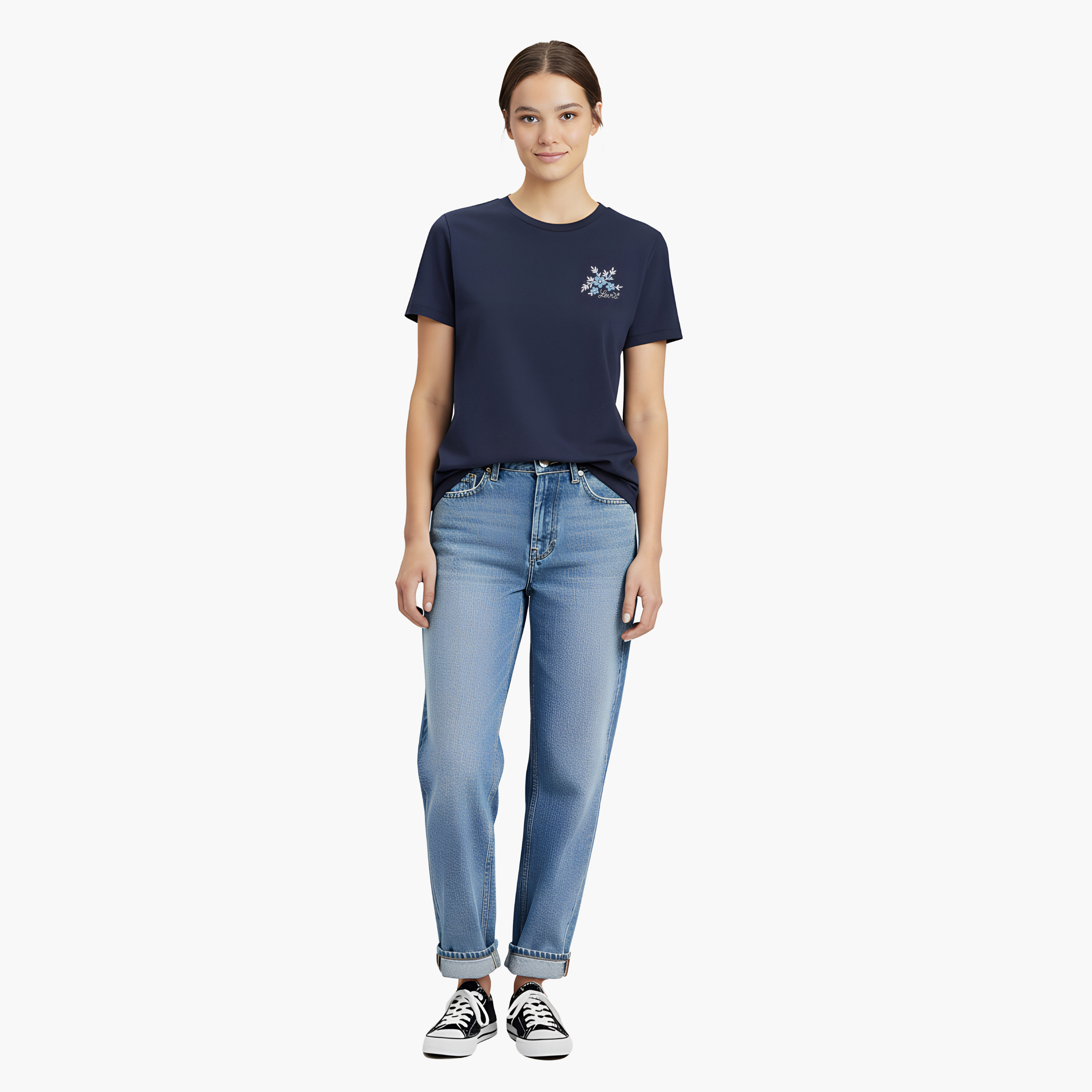 تي شيرت نسائي سادة بأكمام قصيرة ورقبة دائرية من ليفايس-women-clothing-tshirts-image-5
