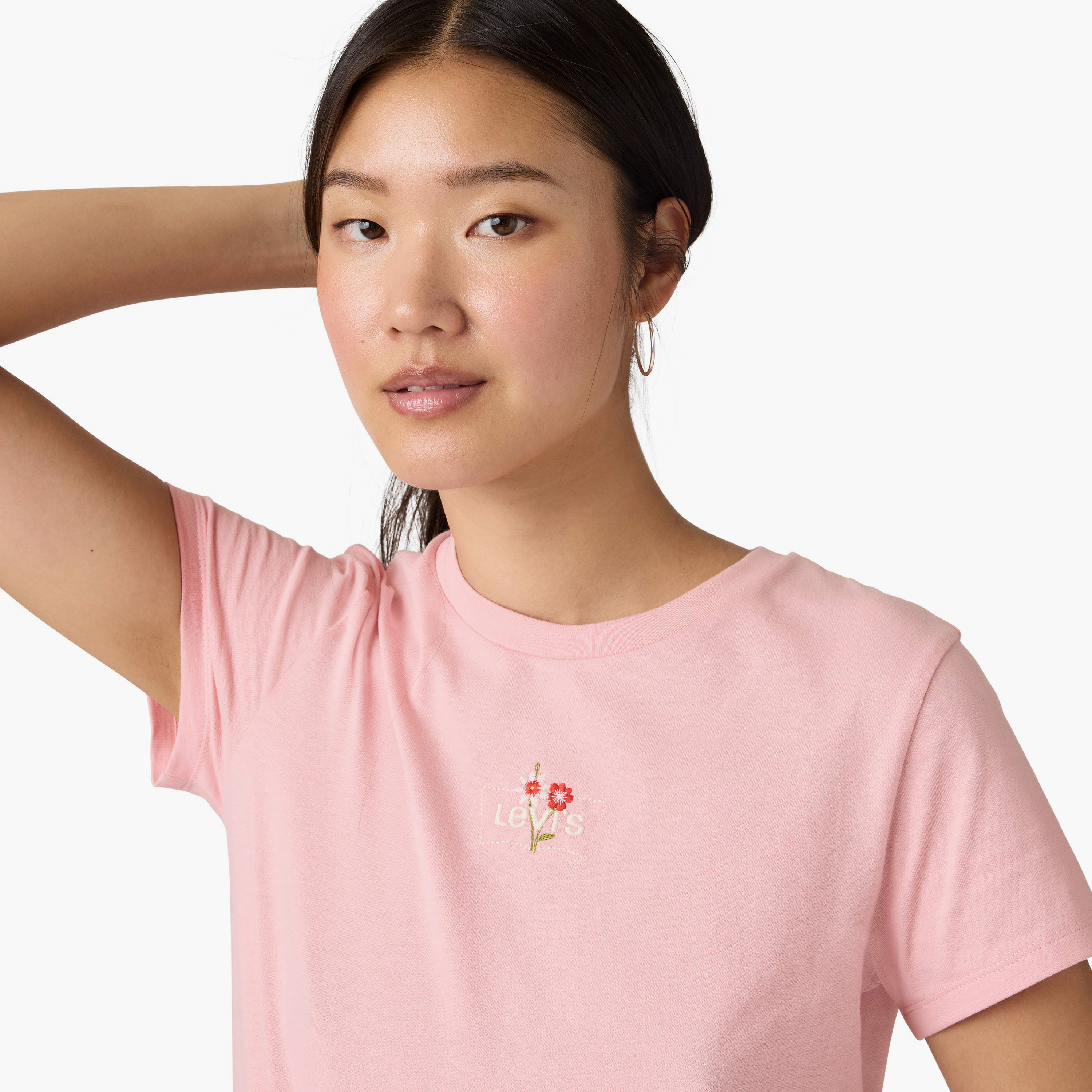 Levi's Plain Crew Neck Short Sleeves Women's T-Shirt-women-clothing-tshirts-image-2