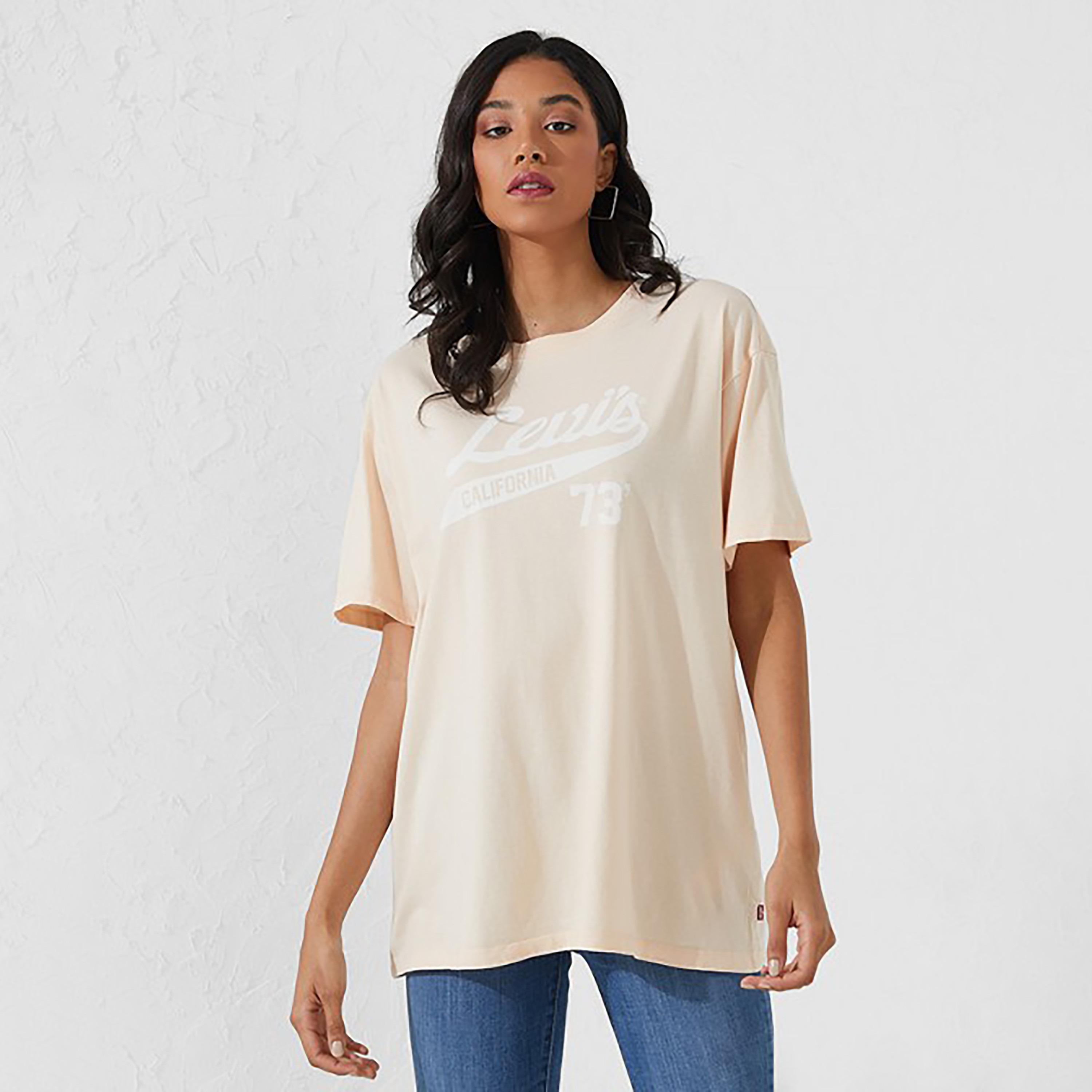 Levi's Graphic Logo Crew Neck Short Sleeves T-Shirt-women-clothing-tshirts-image-1