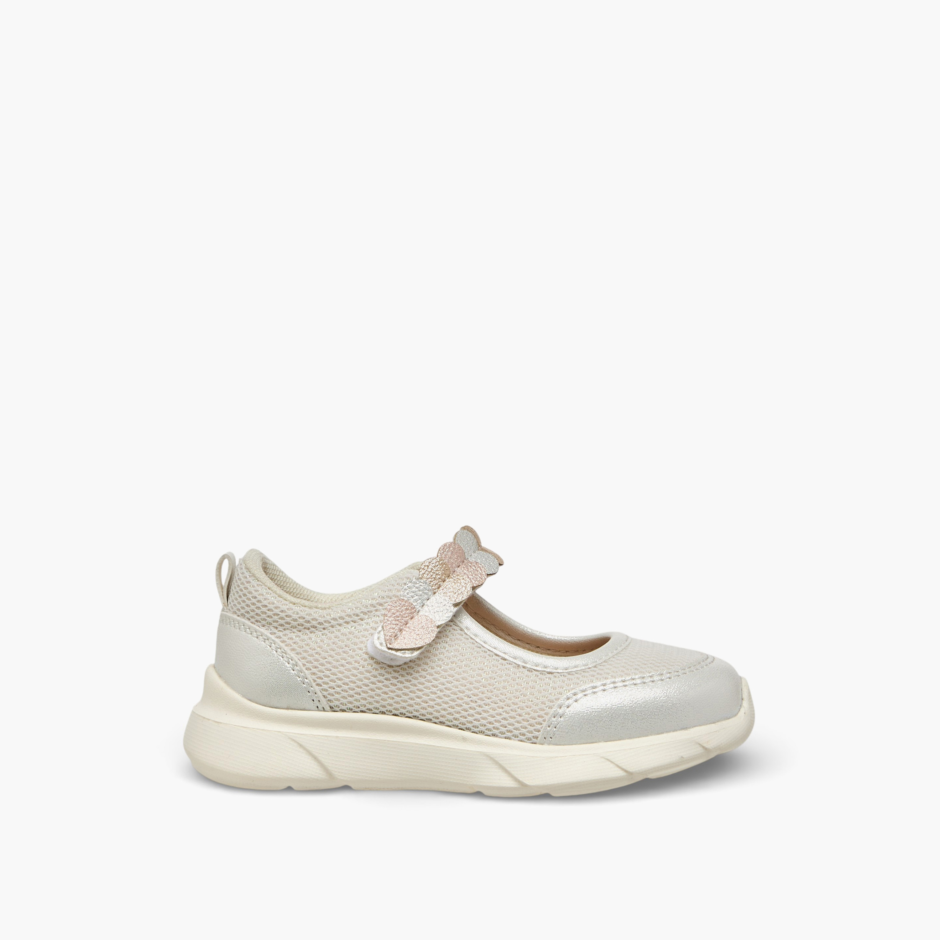 حذاء ماري جين بزينة قلب للبنات من بيرفيت-girls-shoes-maryjanes-image-3