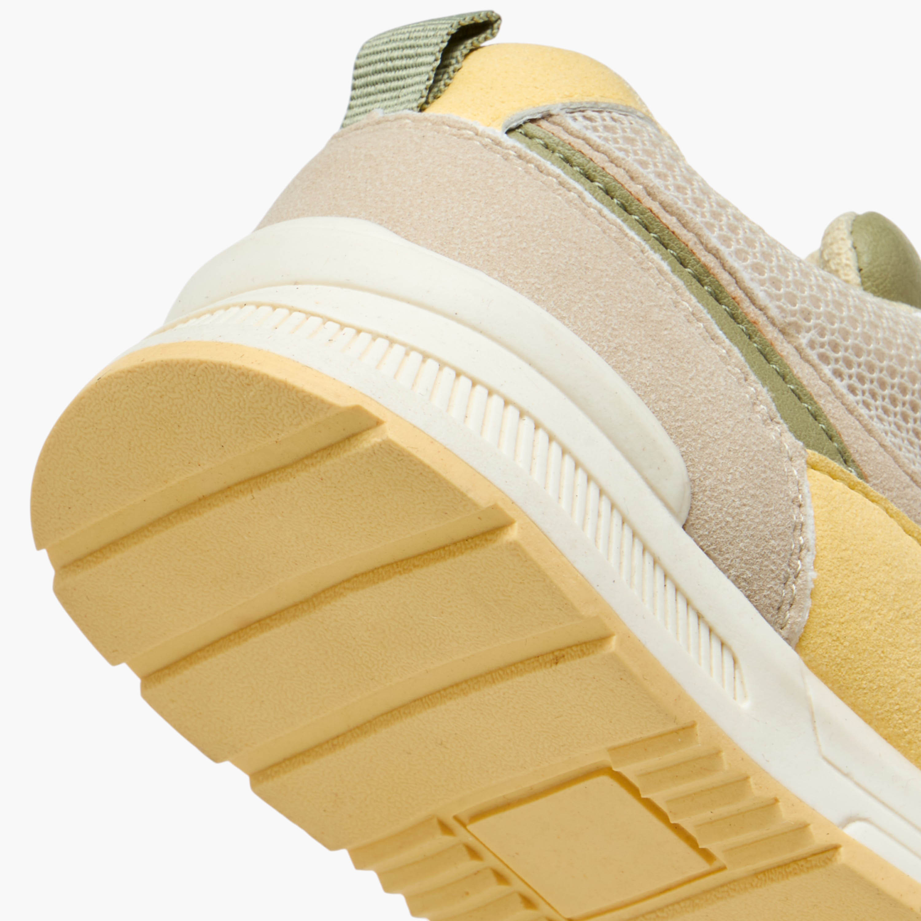Barefeet Colourblock Sneakers with Hook and Loop Closure-boys-shoes-sneakers-image-5