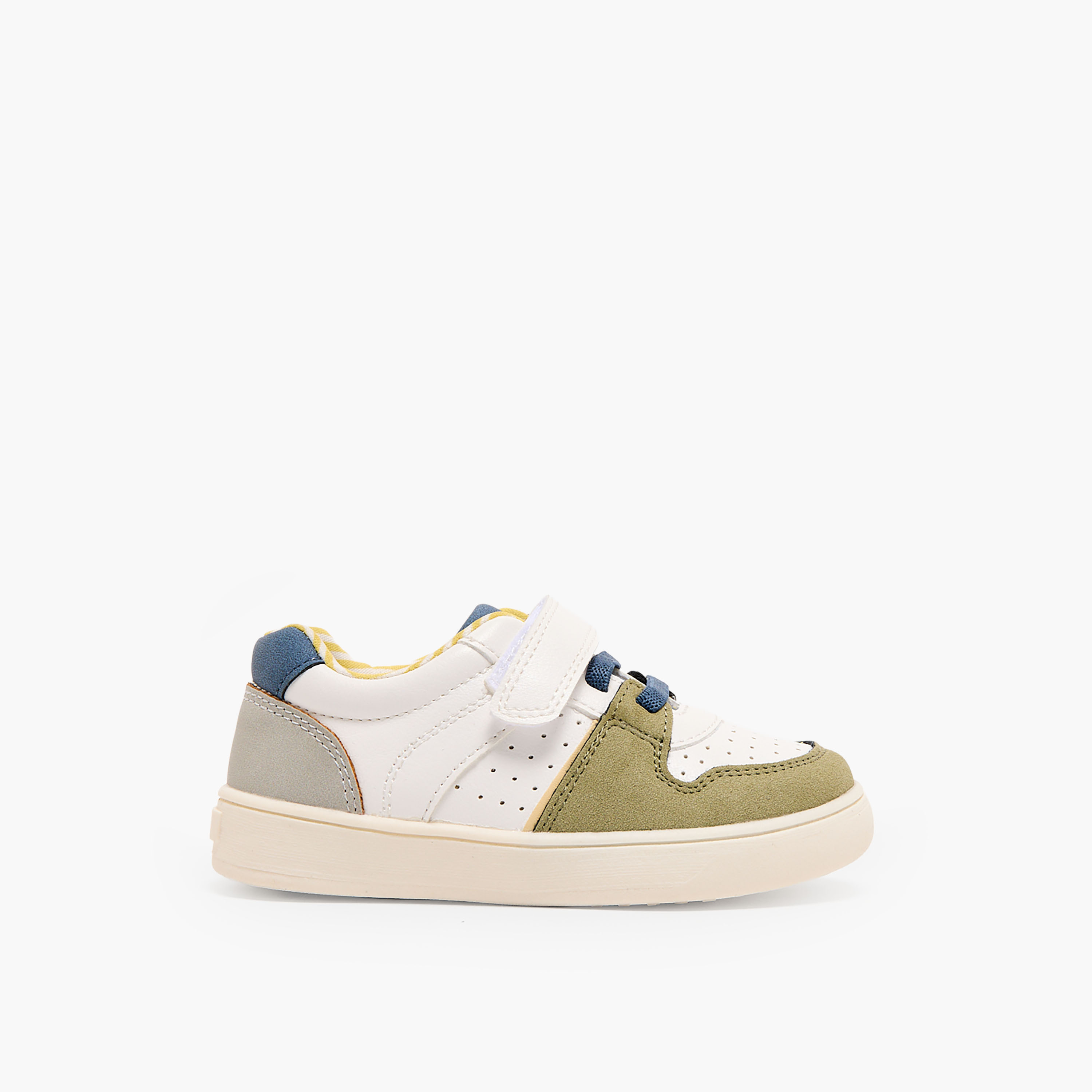 حذاء سنيكرز مخطط بشريط إغلاق لاصق للأولاد من بارفيت-boys-shoes-sneakers-image-3