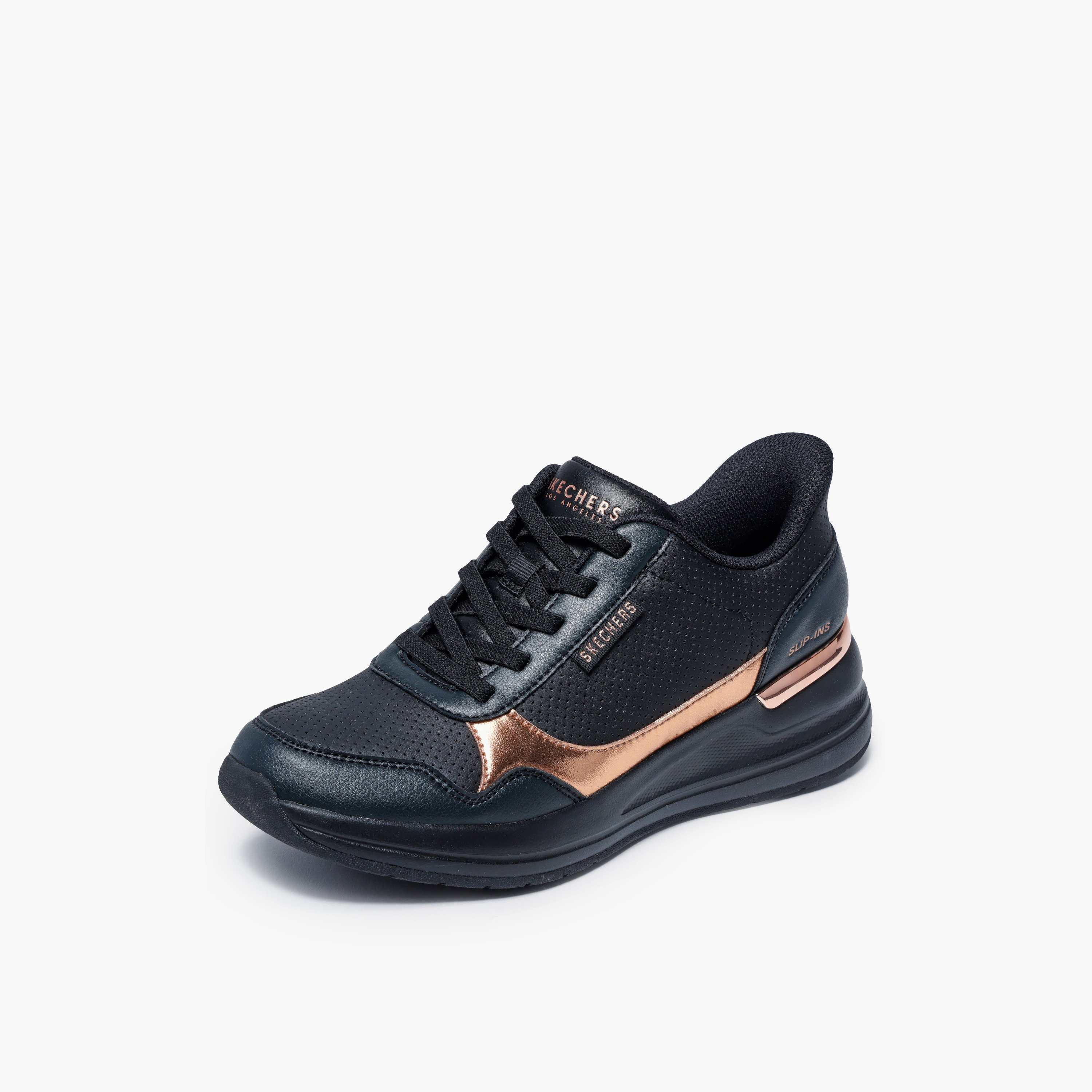 حذاء رياضي برباط إغلاق للنساء من سكيشرز-sports-women-shoes-image-3