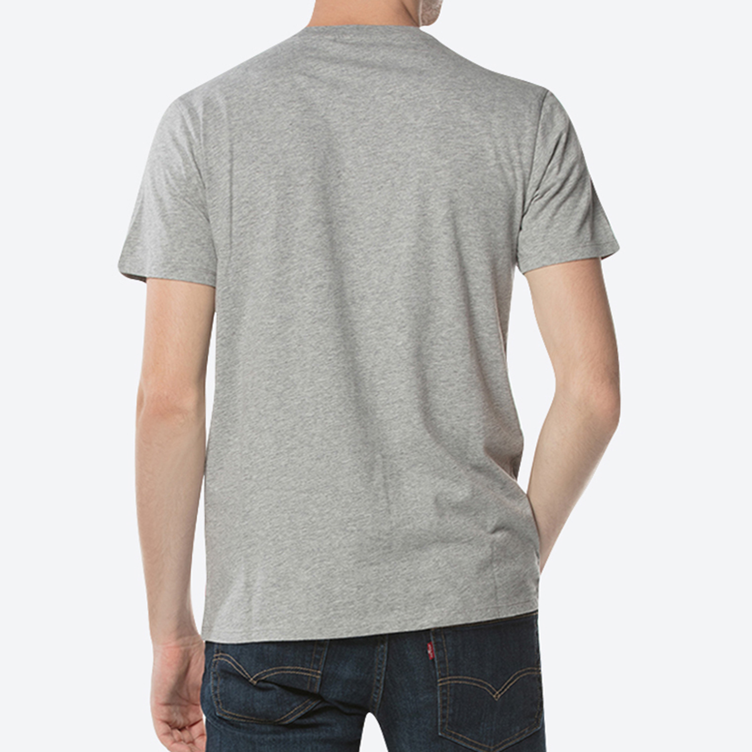 تي شيرت رجالي بشعار برقبة دائرية وأكمام قصيرة من ليفايس-men-clothing-tshirtsandpolos-tshirts-image-4