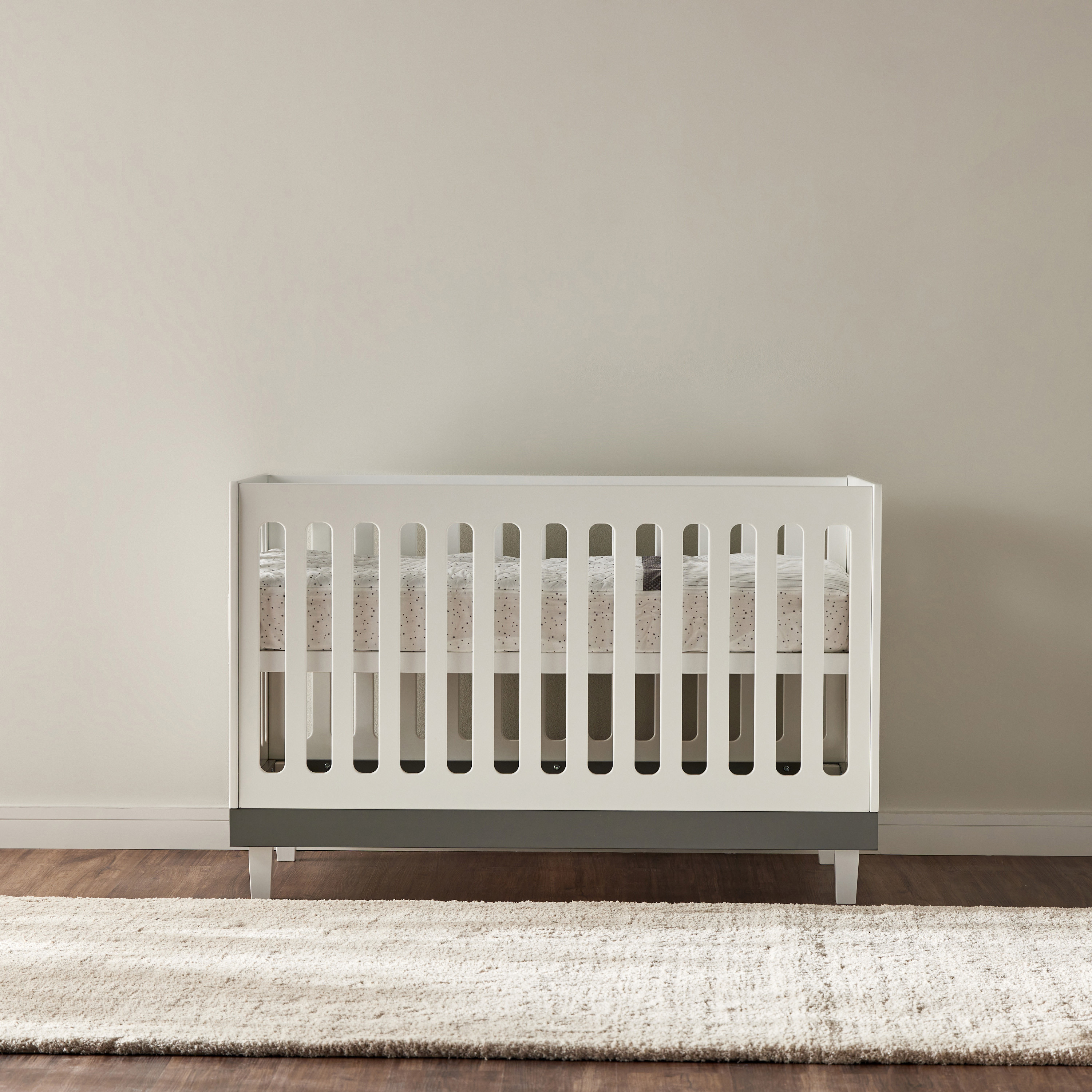 Juniors Madison 3-in-1 Convertible Crib with Mattress-baby-nursery-furniture-cribsandbeds-babycribs-image-2