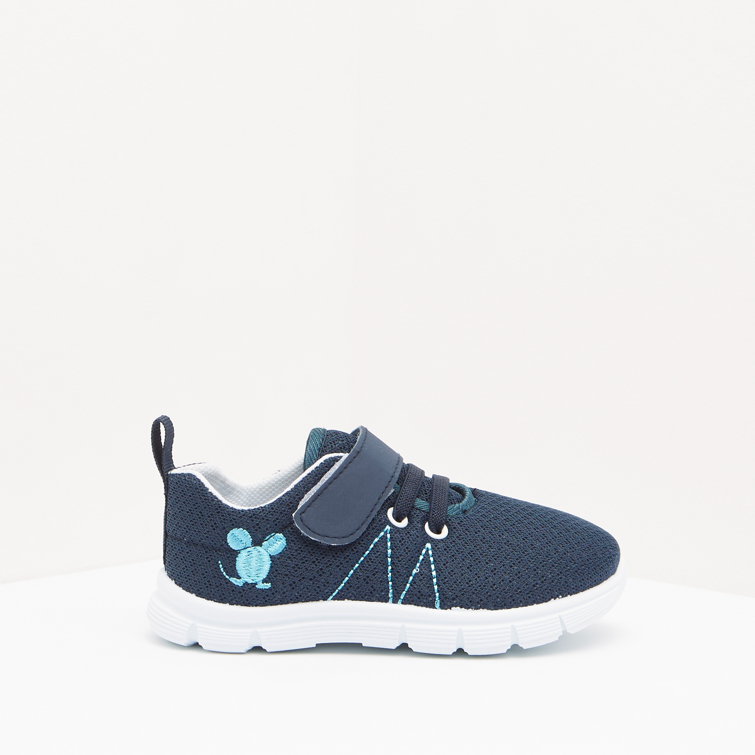 حذاء سنيكرز مطرّز بشريط إغلاق-sports-boys-shoes-image-6