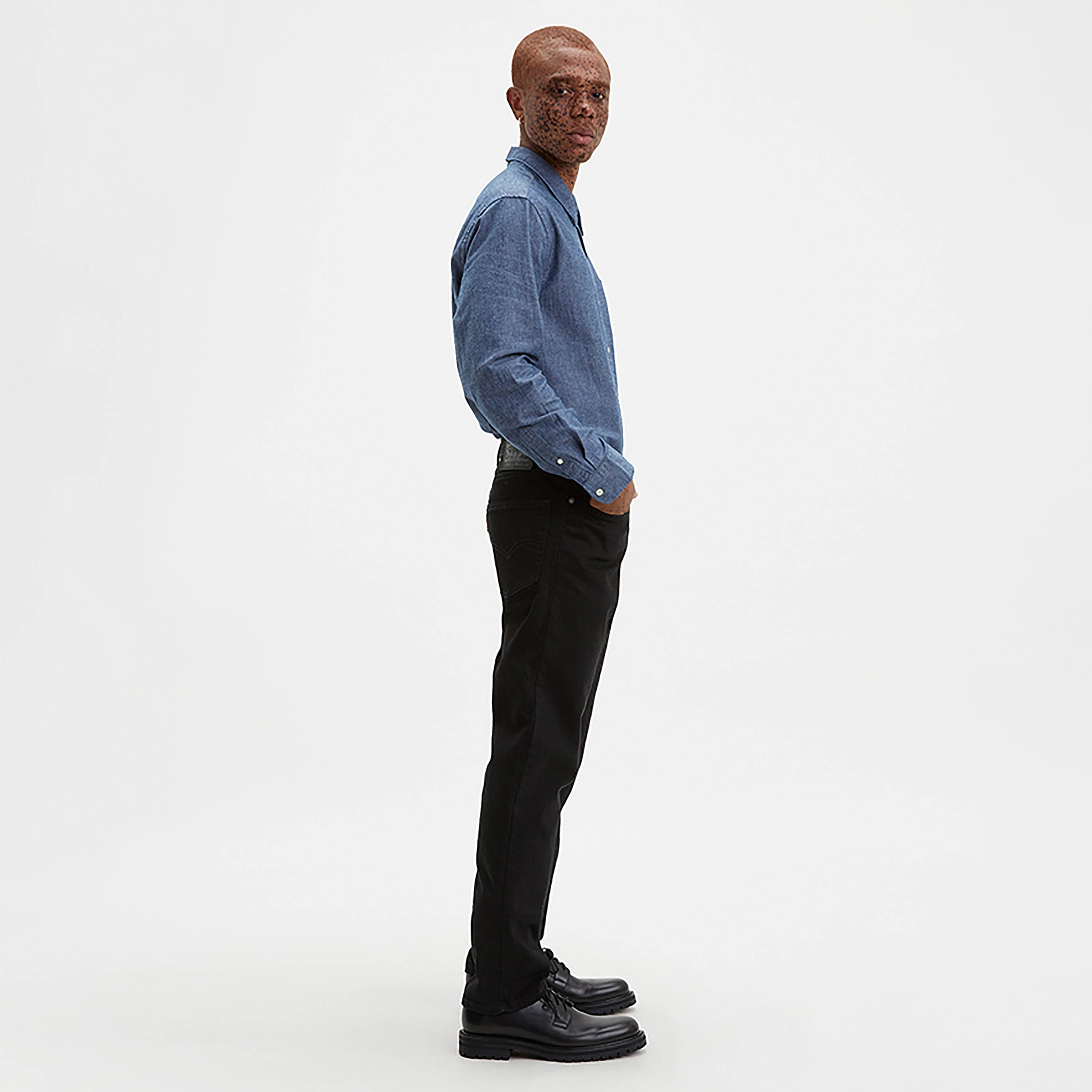Levi's 541 Tapered Fit Black 5 Pockets Men's Jeans Inseam 32-men-clothing-bottoms-jeans-image-3