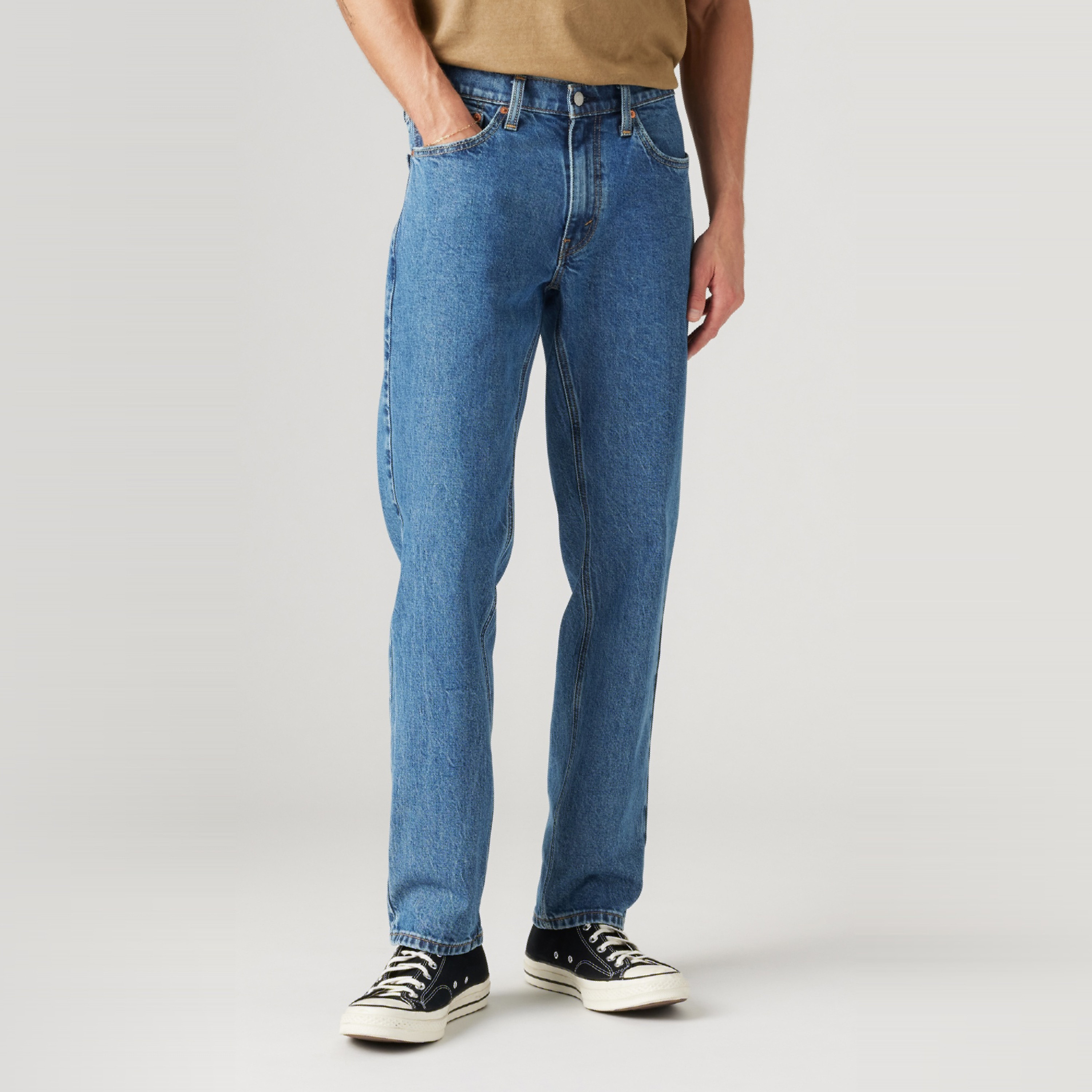 بنطال جينز رجالي Levi's 541 مدبب باللون النيلي و5 جيوب-men-clothing-bottoms-jeans-image-1