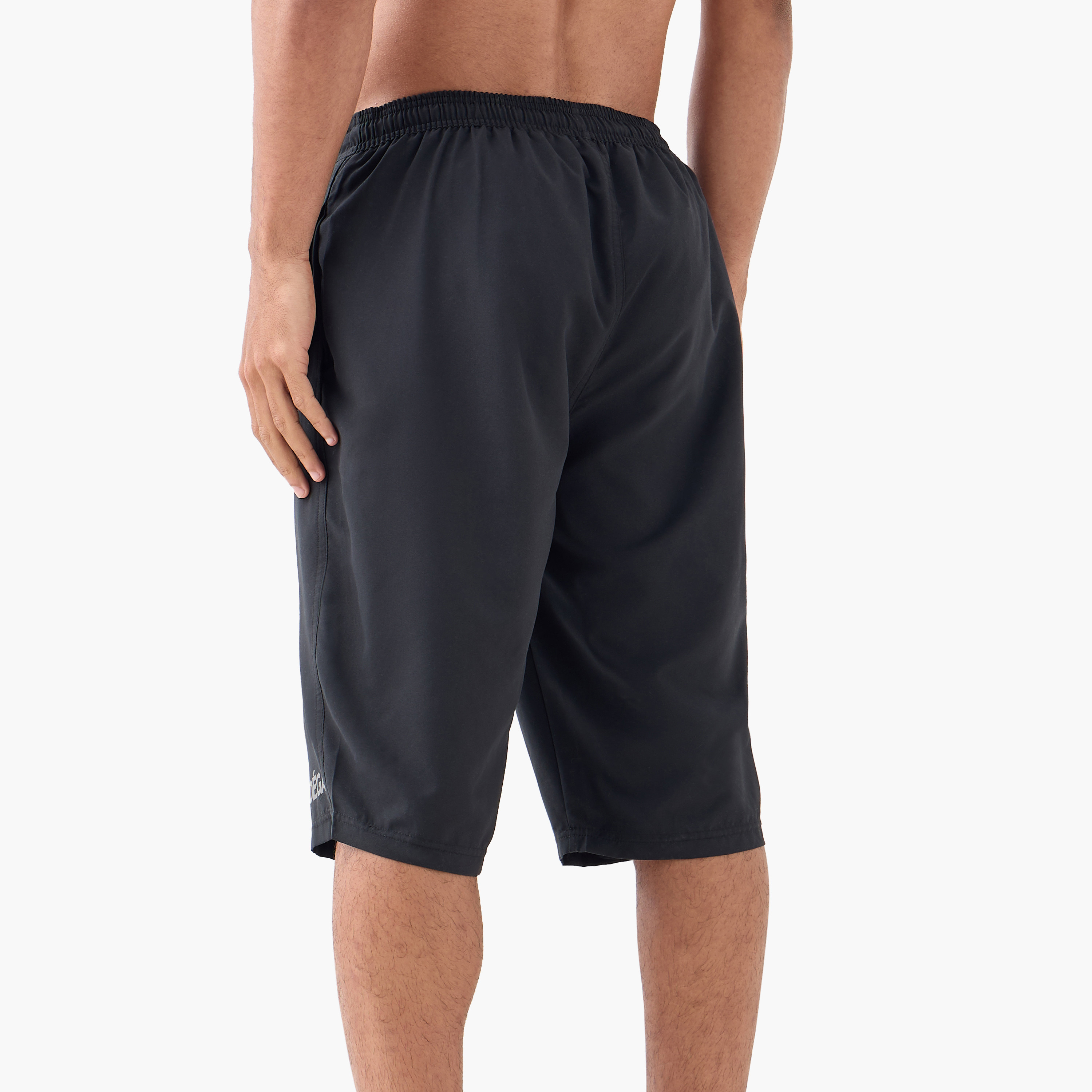 كابريس السباحة الرجالي من كويغا بلون أسود-sports-men-clothing-swimwear-image-3